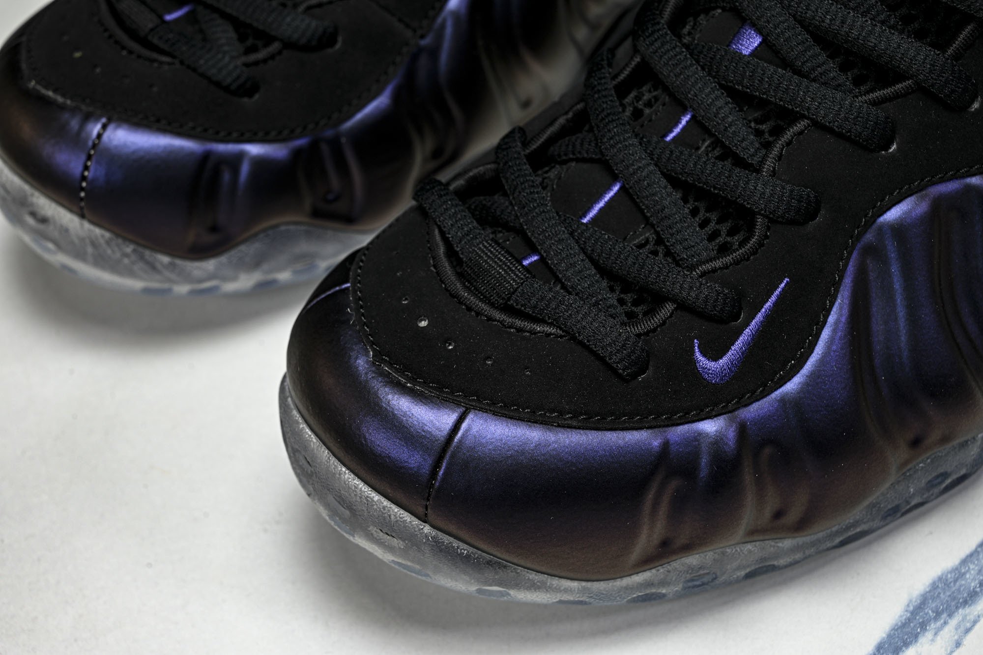 NK 耐克 AIR FOAMPOSITE ONE 男士减震支撑中帮运动复古篮球鞋FN5212 001产品