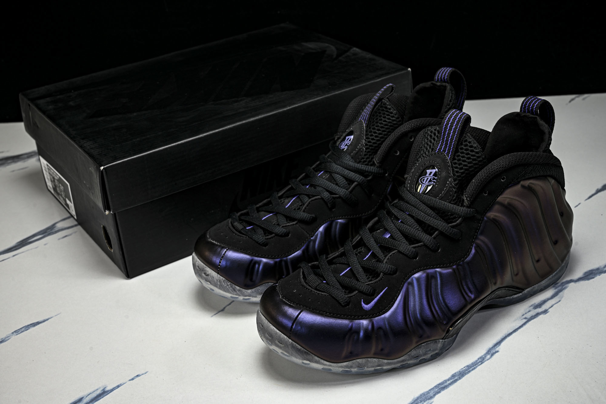 NK 耐克 AIR FOAMPOSITE ONE 男士减震支撑中帮运动复古篮球鞋FN5212 001产品