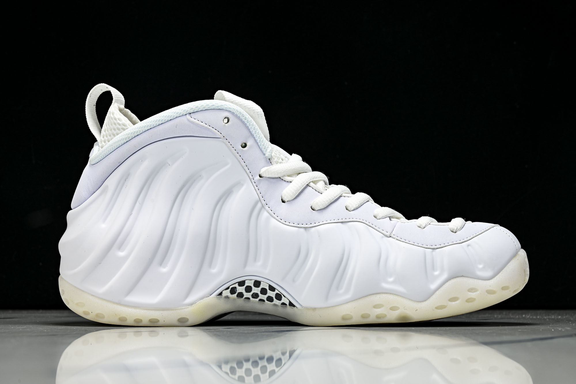 NK 耐克 AIR FOAMPOSITE ONE 男士减震支撑中帮运动复古篮球鞋HJ5195 100产品