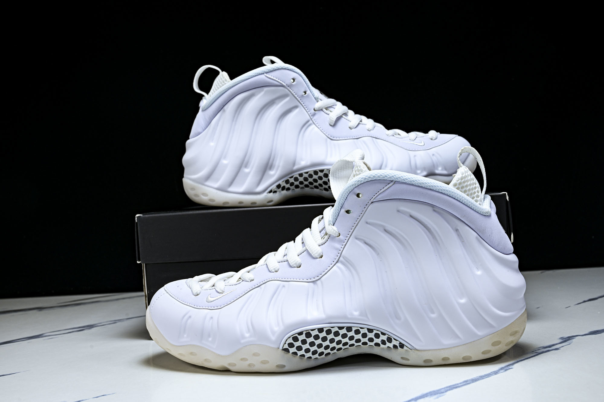 NK 耐克 AIR FOAMPOSITE ONE 男士减震支撑中帮运动复古篮球鞋HJ5195 100产品