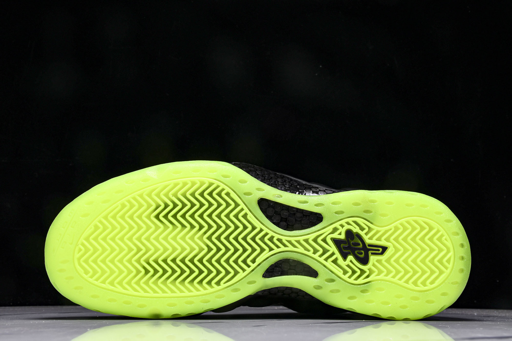 NK Air Foamposite One Big Bang 通灵男孩喷 HF2902 00140 40