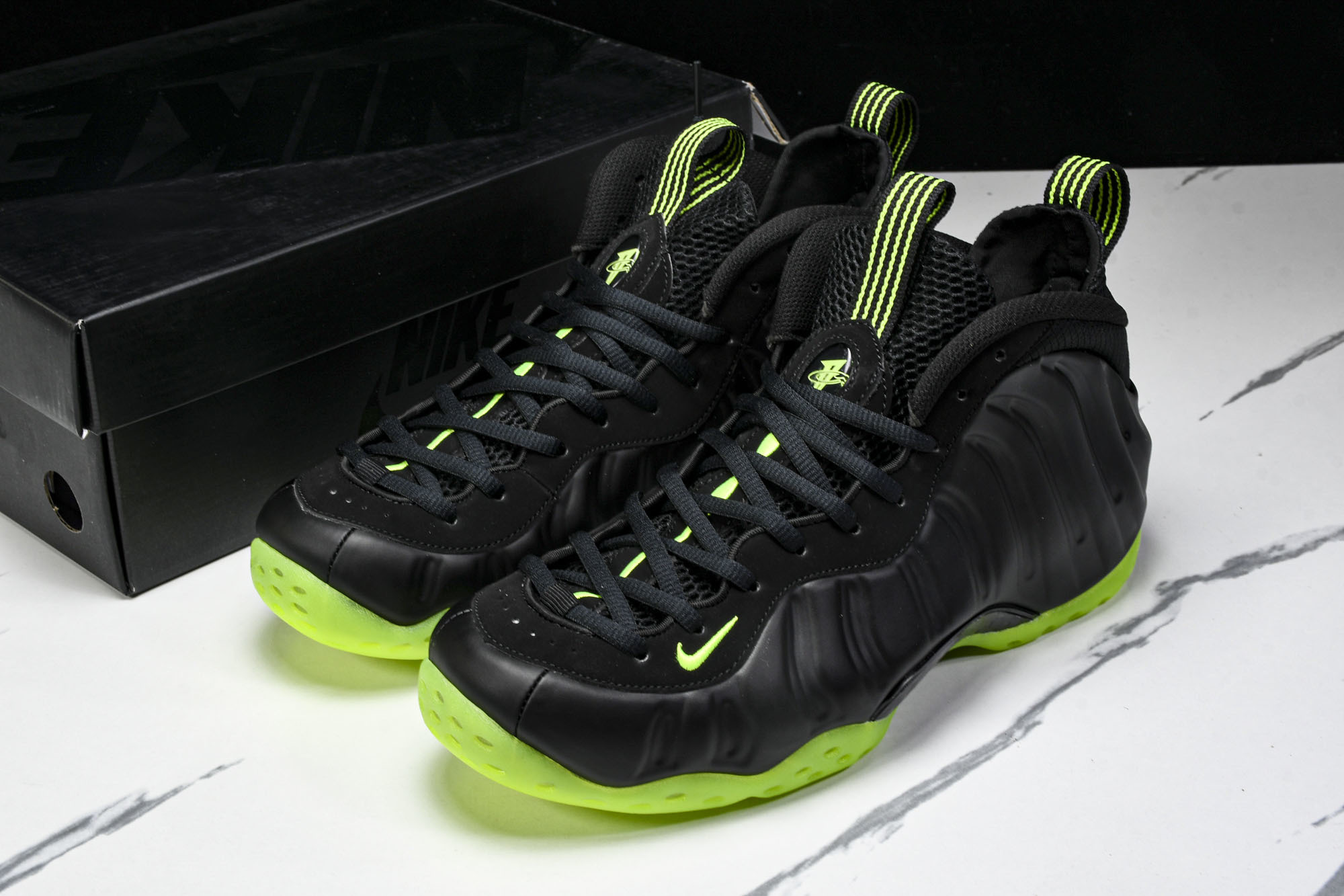 NK Air Foamposite One Big Bang 通灵男孩喷 HF2902 00140 40