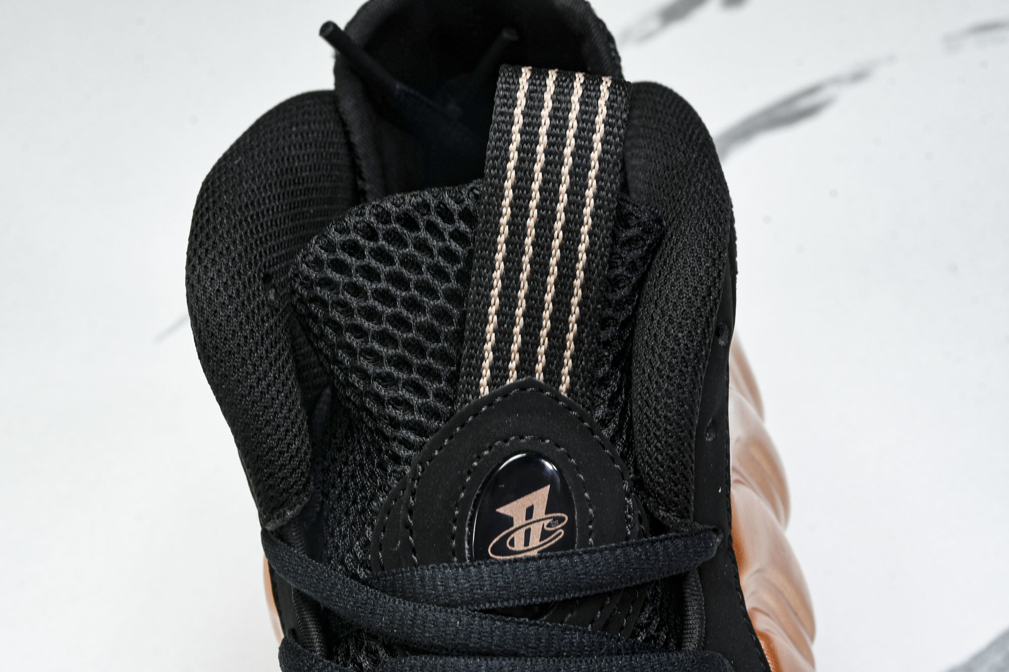 NK Air Foamposite One Big Bang 黑 金属铜 灰黑 FZ9902 00140