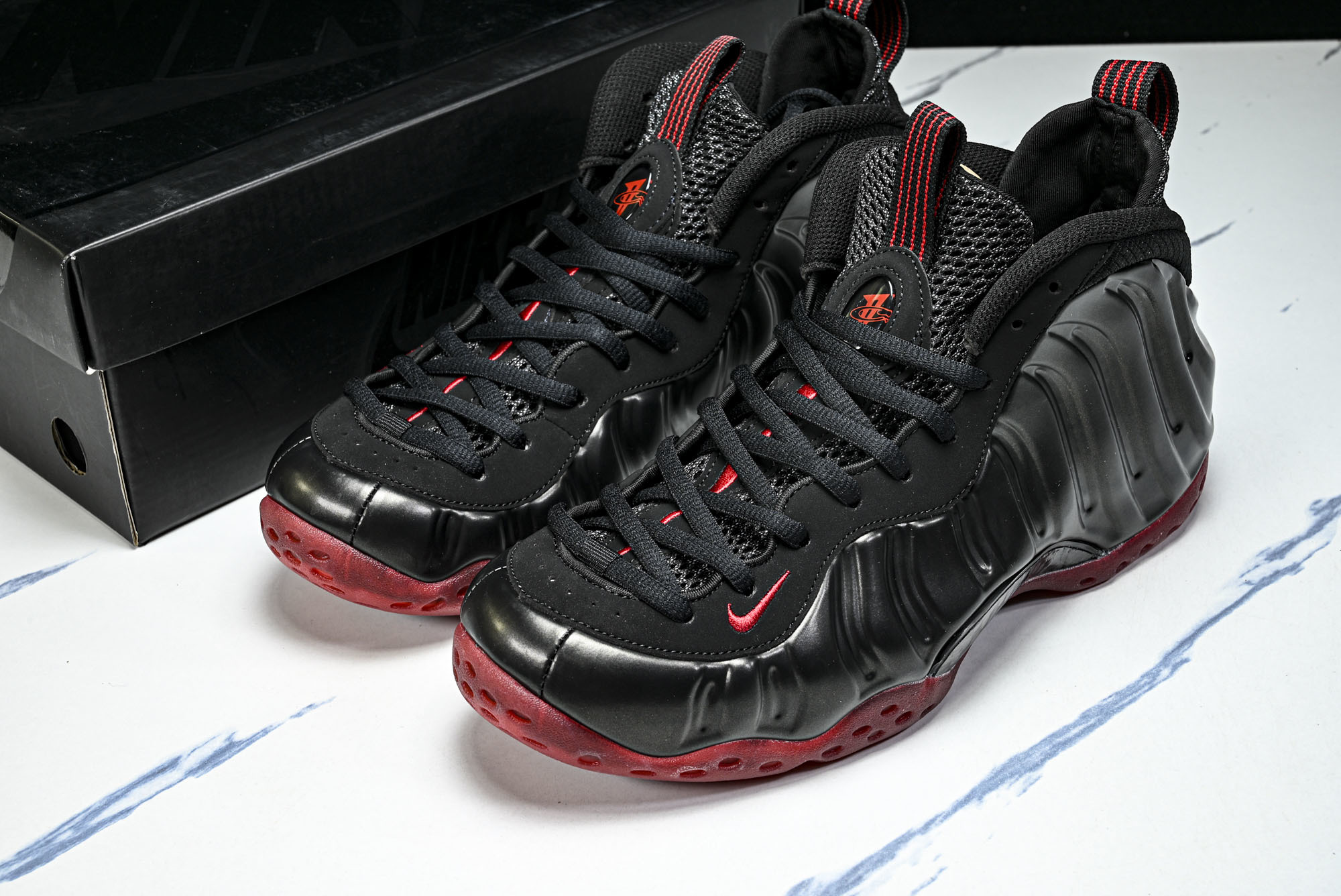 NK Air Foamposite One “Cough Drop” 2025 黑红喷 IB2219-0