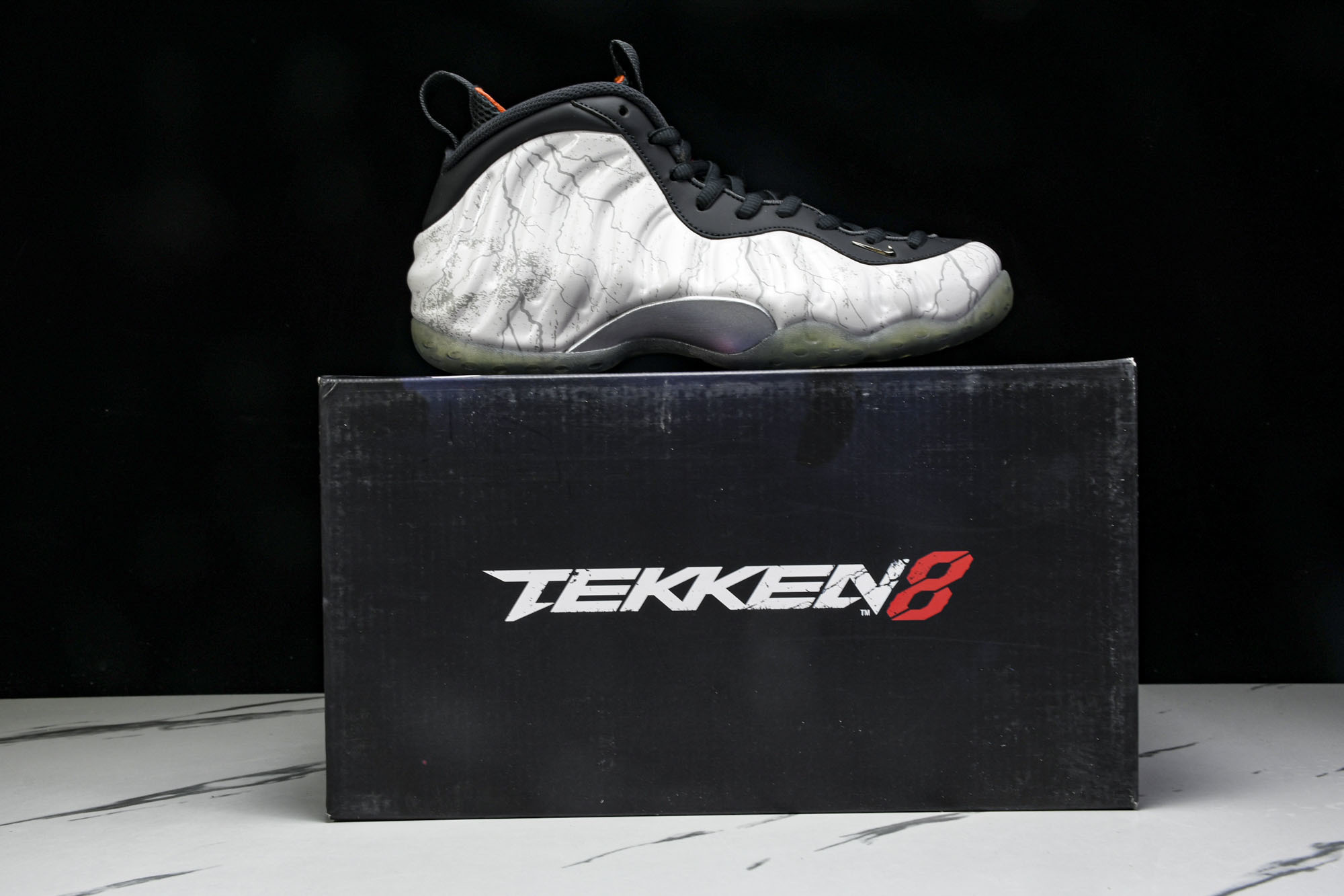 NK Air Foamposite One Big Bang 钱掌喷泡 白灰黑 HF6367 00140
