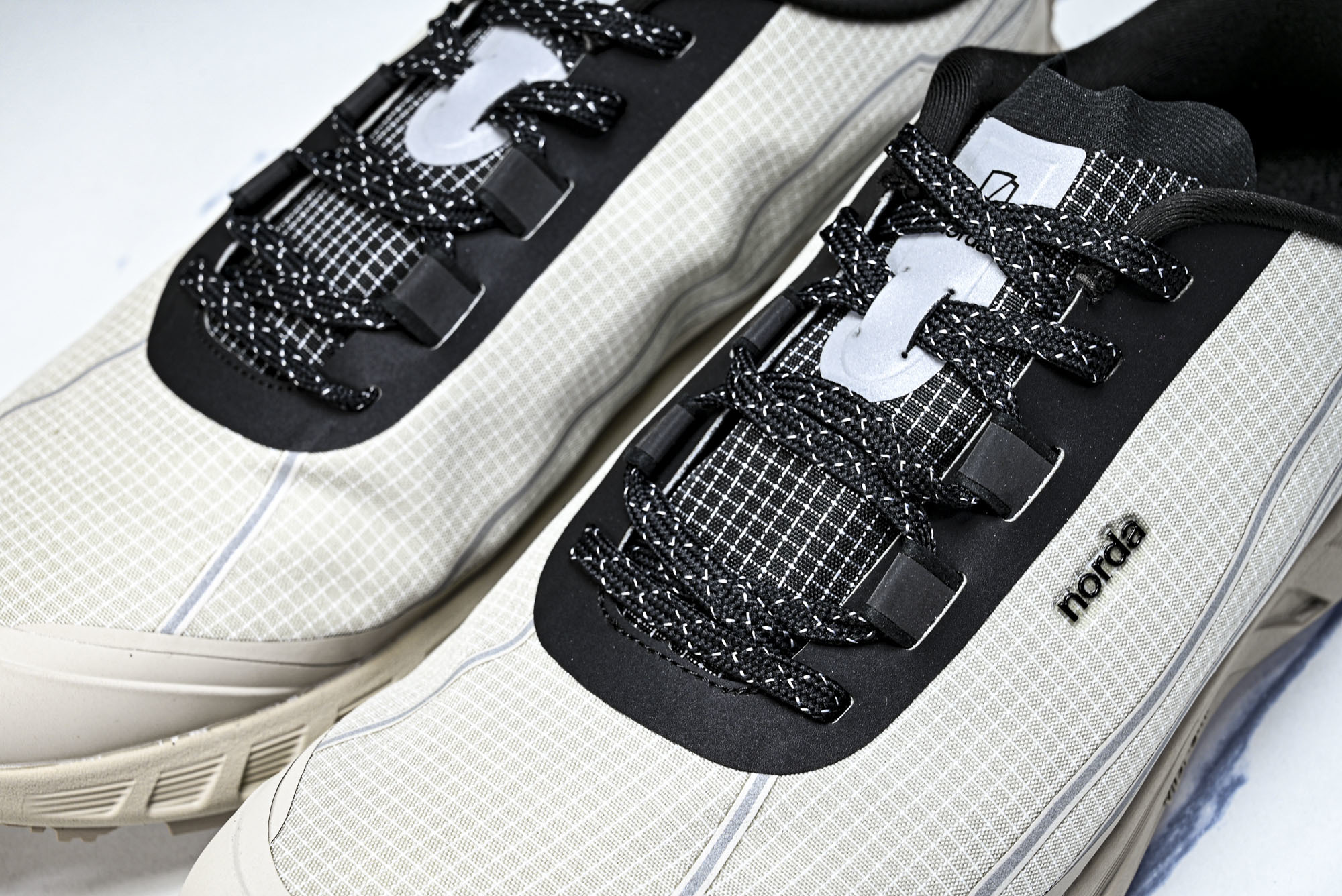 诺达 NORDA 001 Sneaker0111 低帮越野跑鞋男鞋雪山白Dyneema户外登山轻便运动鞋