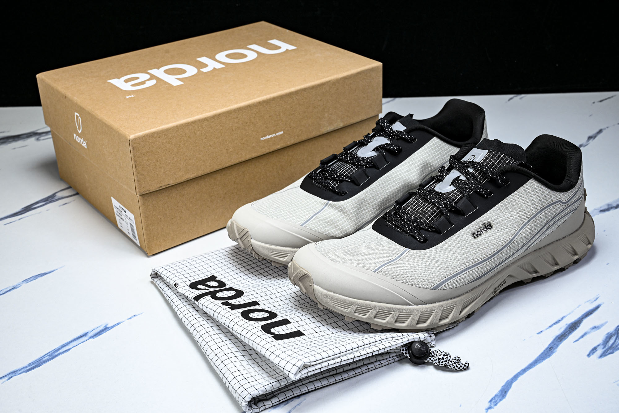 诺达 NORDA 001 Sneaker0111 低帮越野跑鞋男鞋雪山白Dyneema户外登山轻便运动鞋