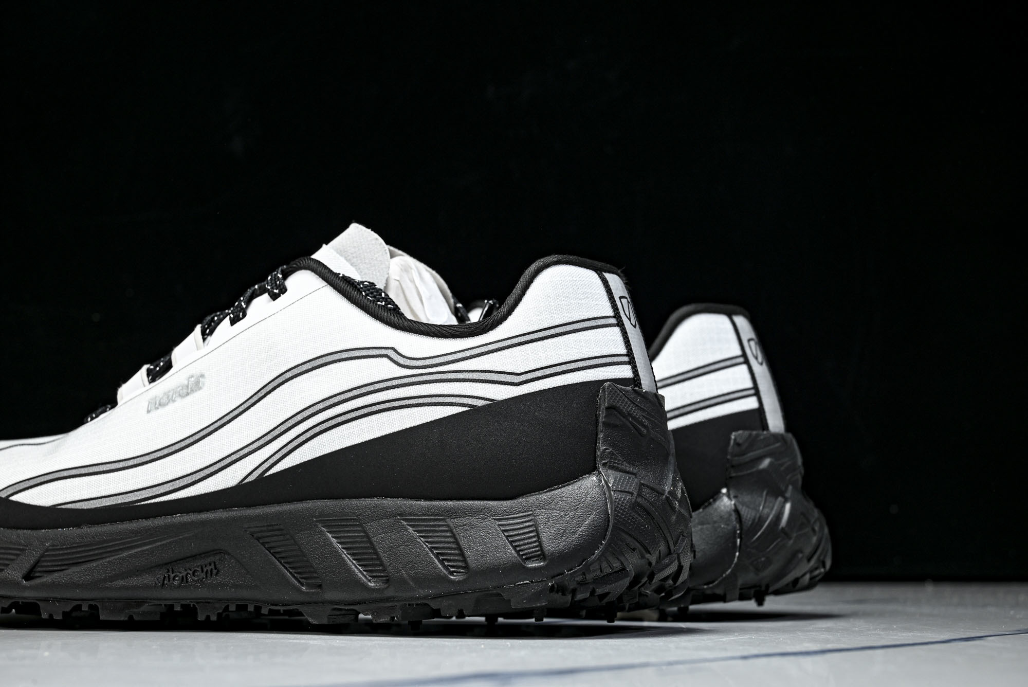 诺达 NORDA 001 Sneaker0111 低帮越野跑鞋男鞋雪山白Dyneema户外登山轻便运动鞋