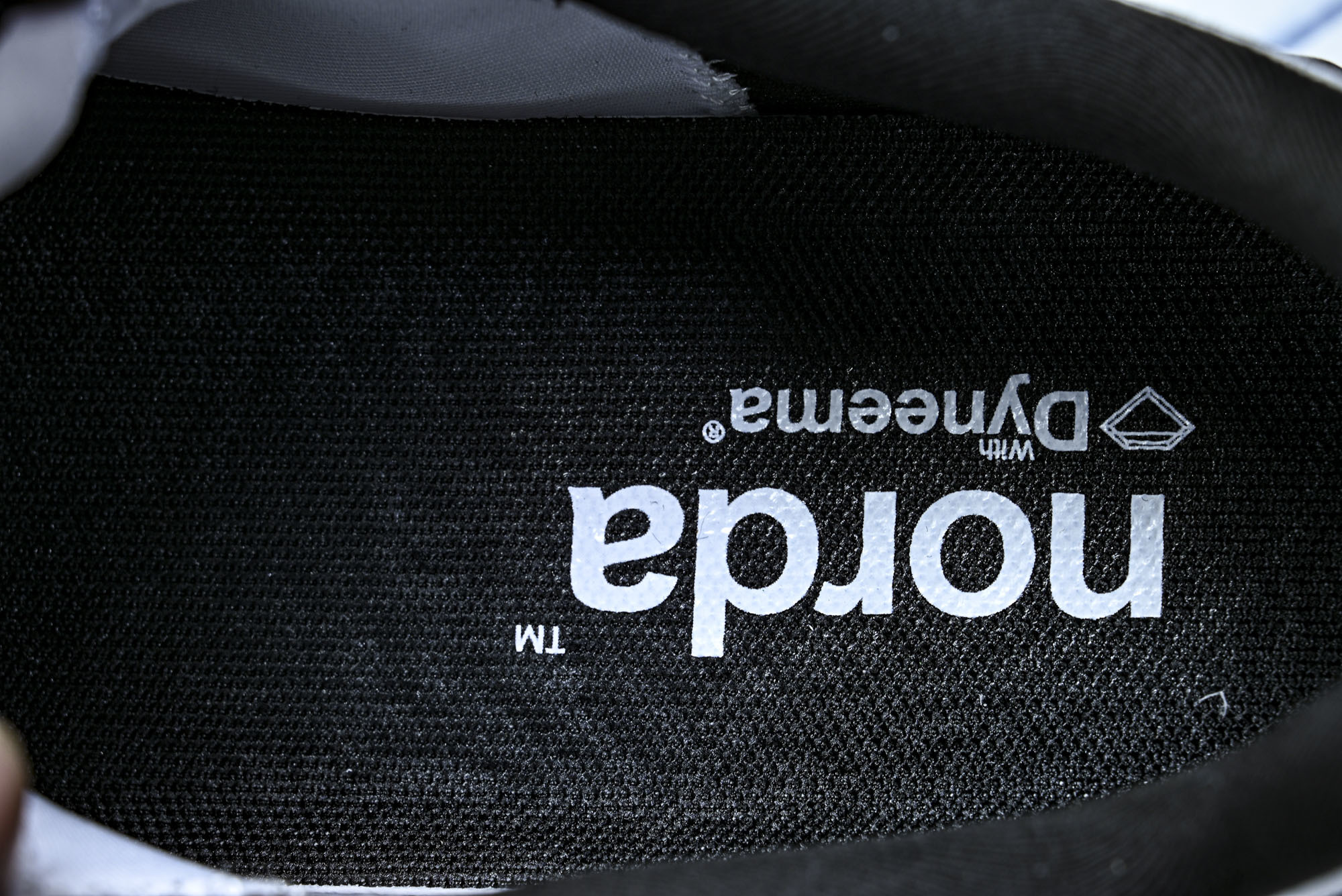 诺达 NORDA 001 Sneaker0111 低帮越野跑鞋男鞋雪山白Dyneema户外登山轻便运动鞋