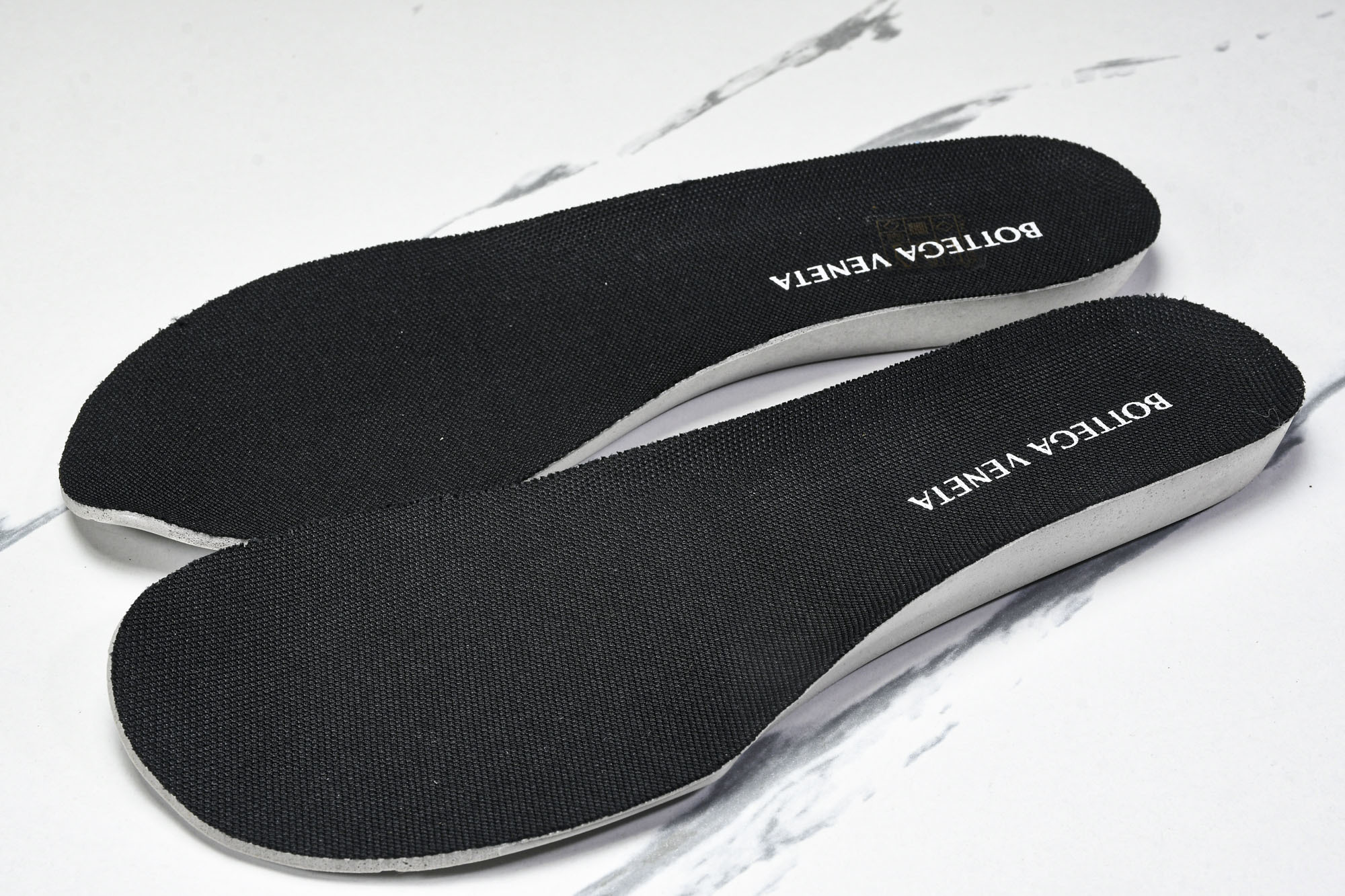 Bottega Veneta 葆蝶家男女士织物系带圆头运动鞋(2) #YZ00435 36 37.5 3
