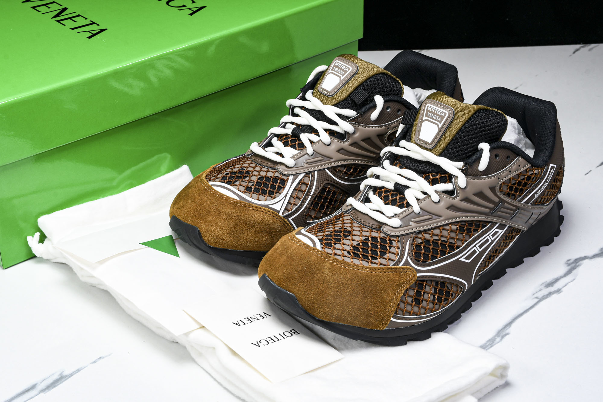 Bottega Veneta 葆蝶家男女士织物系带圆头运动鞋(2) #YZ00435 36 37.5 3