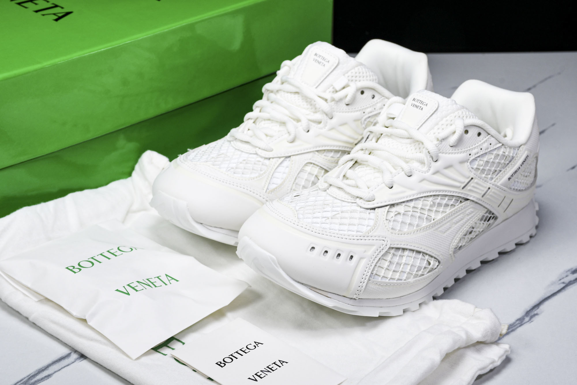 Bottega Veneta 葆蝶家男女士织物系带圆头运动鞋_CM_7 #YZ00435 36 37.5