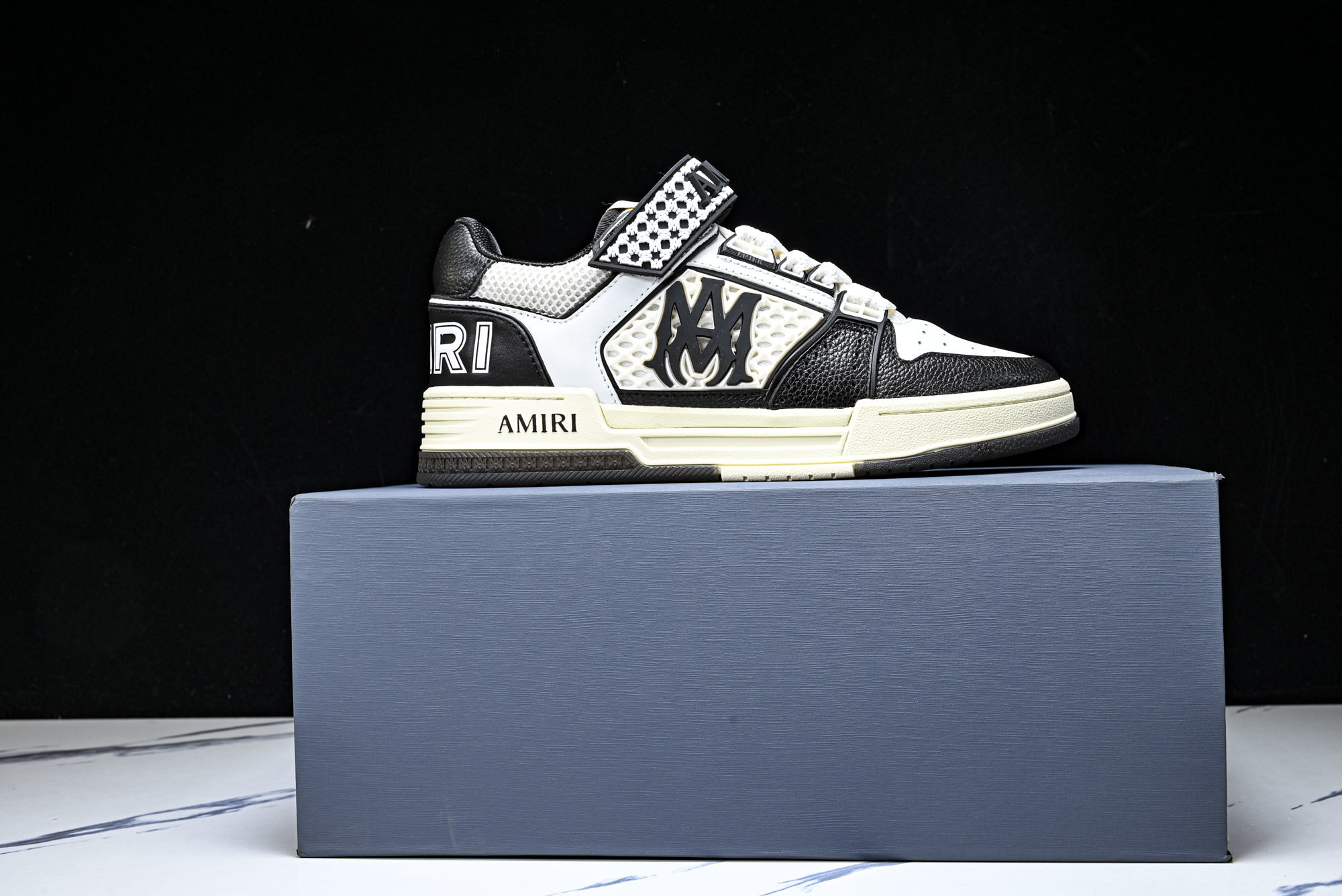 AMIRI 新品 2026早春新品男士皮革黑色白色 MA SKYLINE运动鞋_CM_1 YZ#023-