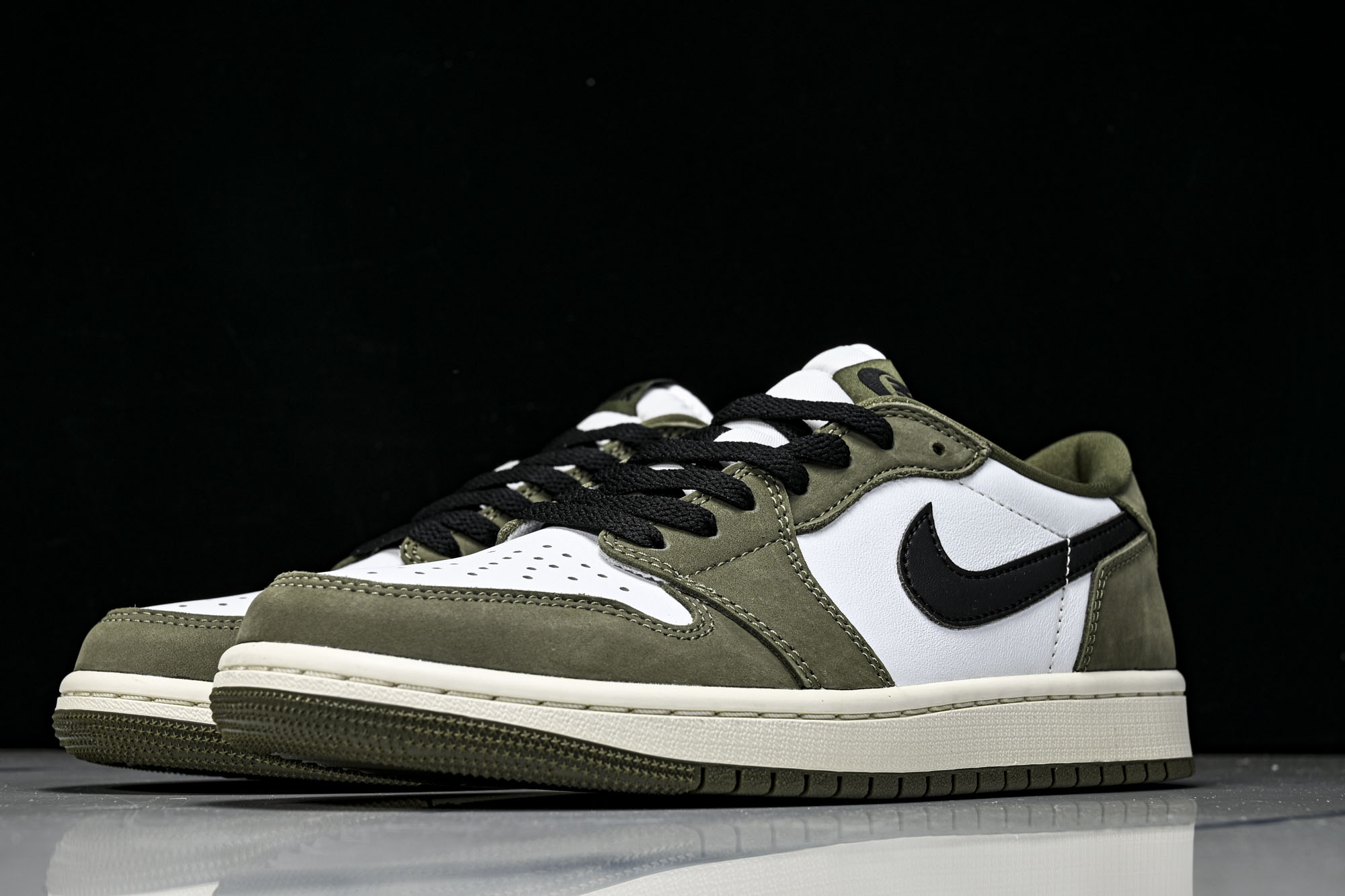 Air Jordan 1 Low OG  Medium Olive  AJ1 乔1联名款 橄榄绿 低帮复