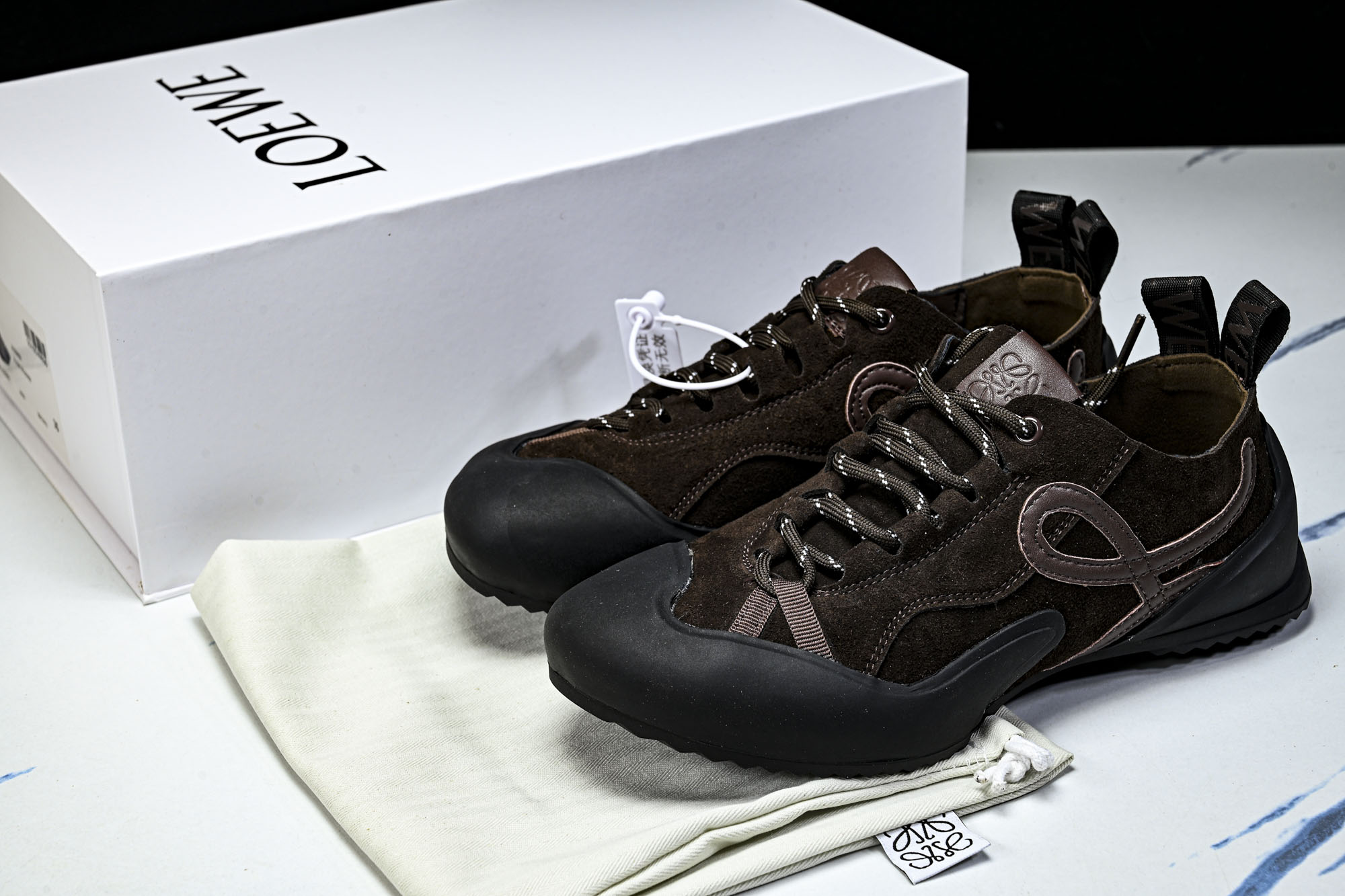 LOEWE 罗意威 26ss女士绒面牛皮革Grip运动鞋LLBR282X02_CM_1 #YZ006Lo