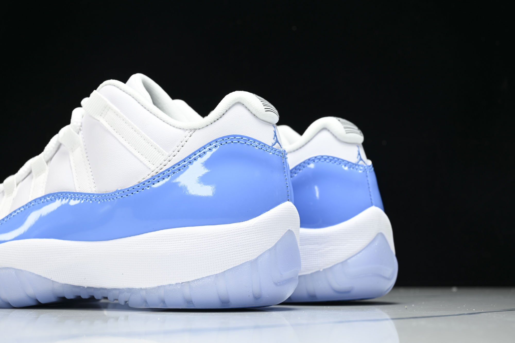 Air Jordan 11 Low  University Blue  AJ11 乔11大学蓝 FV51