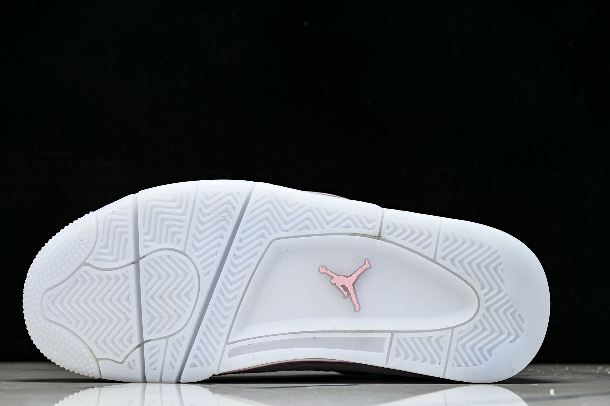 Air Jordan 4 Retro GS “情人节” 2026 白粉草绿色 IB7068-100 #Y