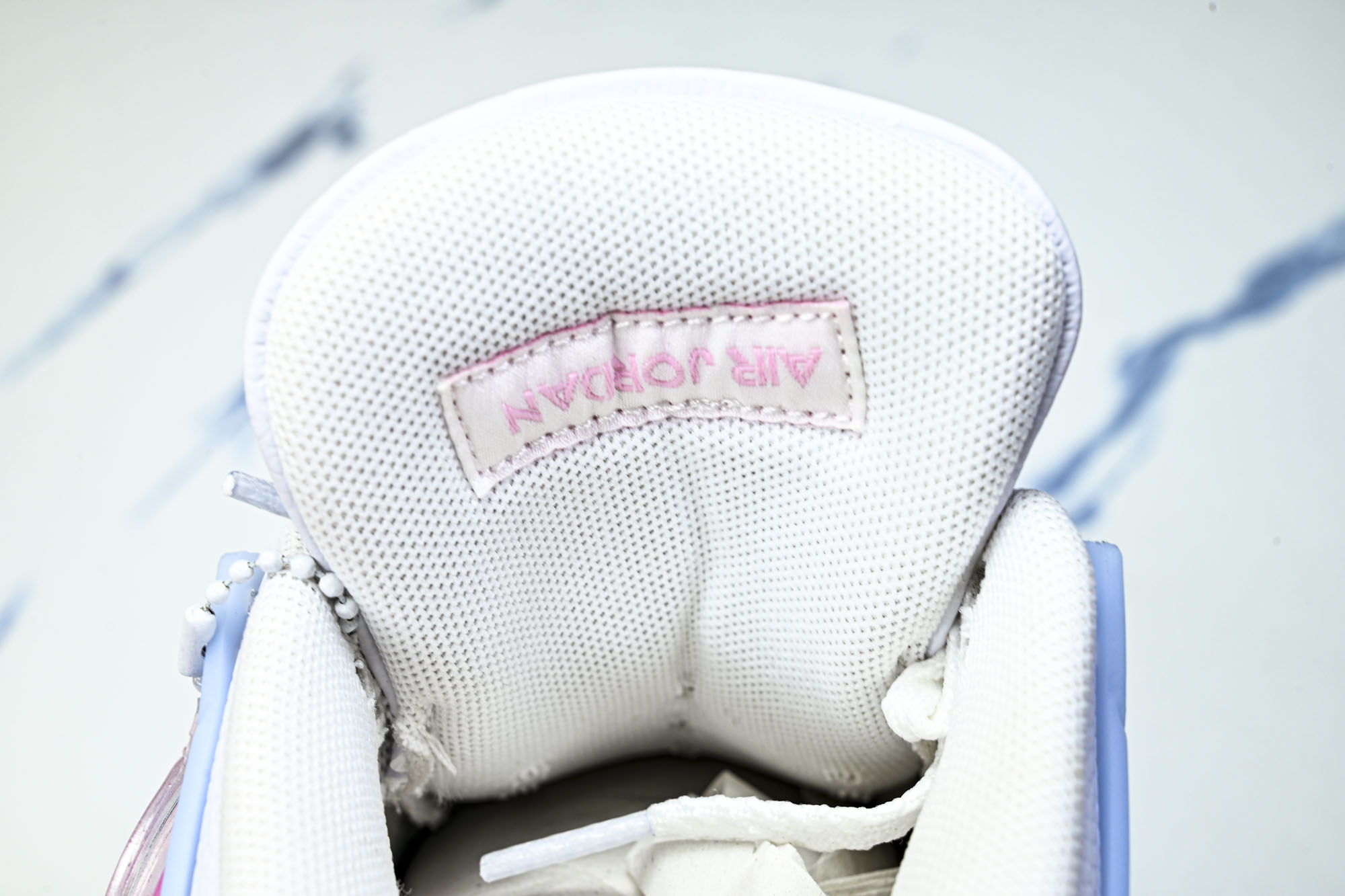Air Jordan 4 Retro GS “情人节” 2026 白粉草绿色 IB7068-100 #Y