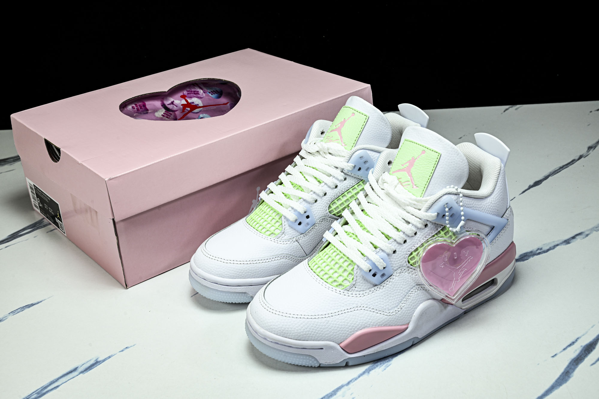 Air Jordan 4 Retro GS “情人节” 2026 白粉草绿色 IB7068-100 #Y
