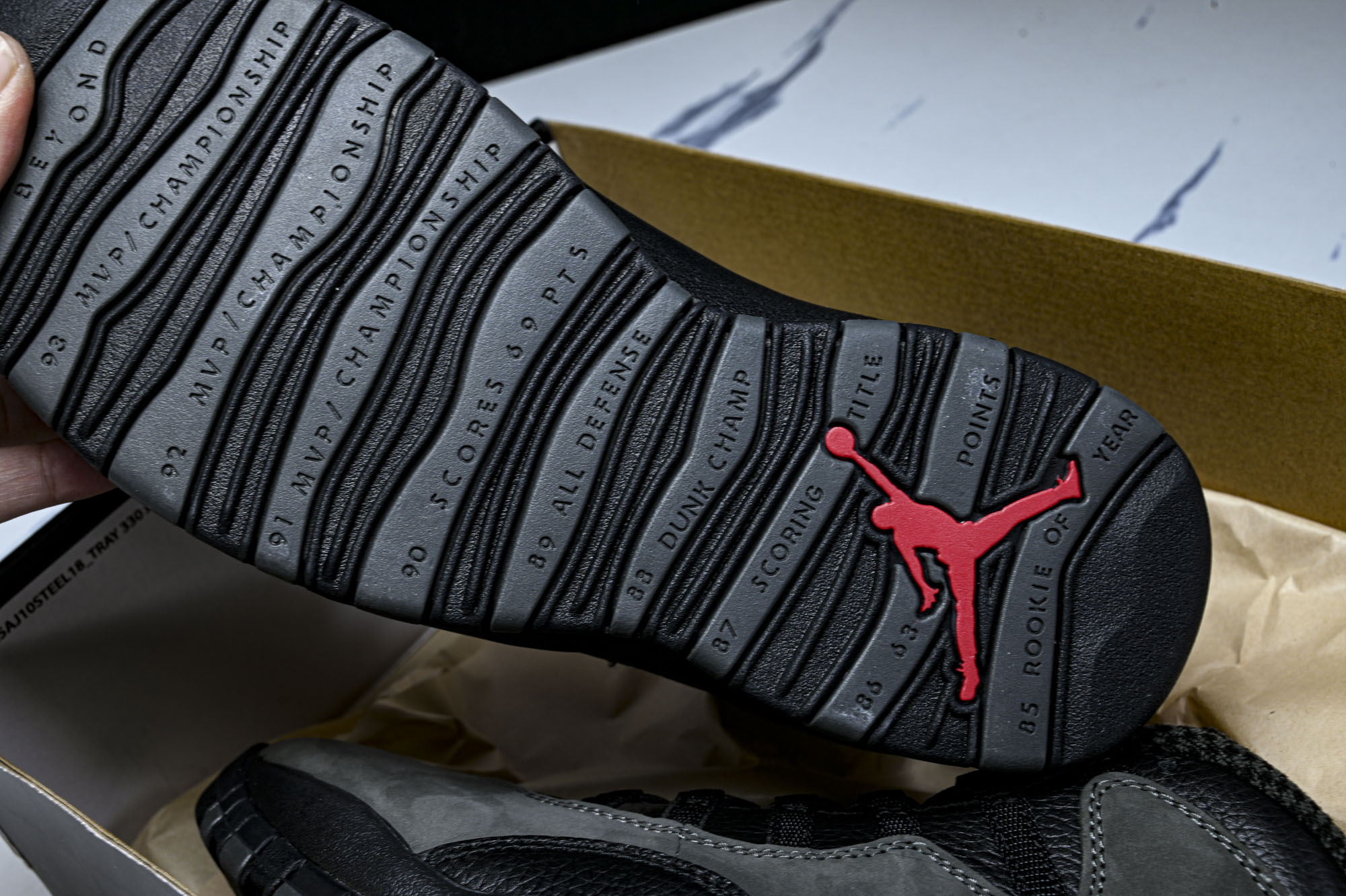 Air Jordan 10 Retro Light Steel AJ10 复古篮球鞋 碳灰黑红色 HJ6