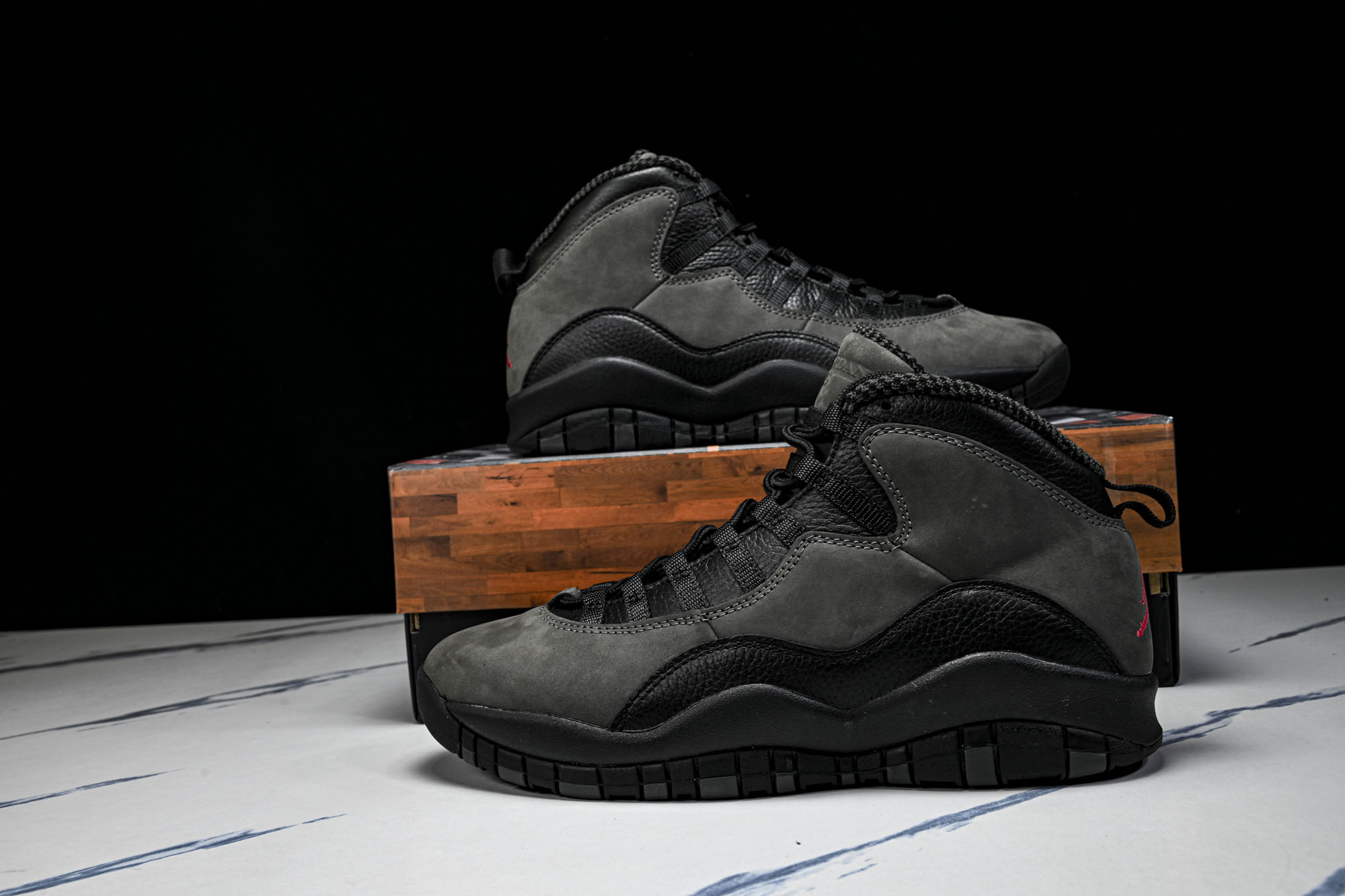 Air Jordan 10 Retro Light Steel AJ10 复古篮球鞋 碳灰黑红色 HJ6