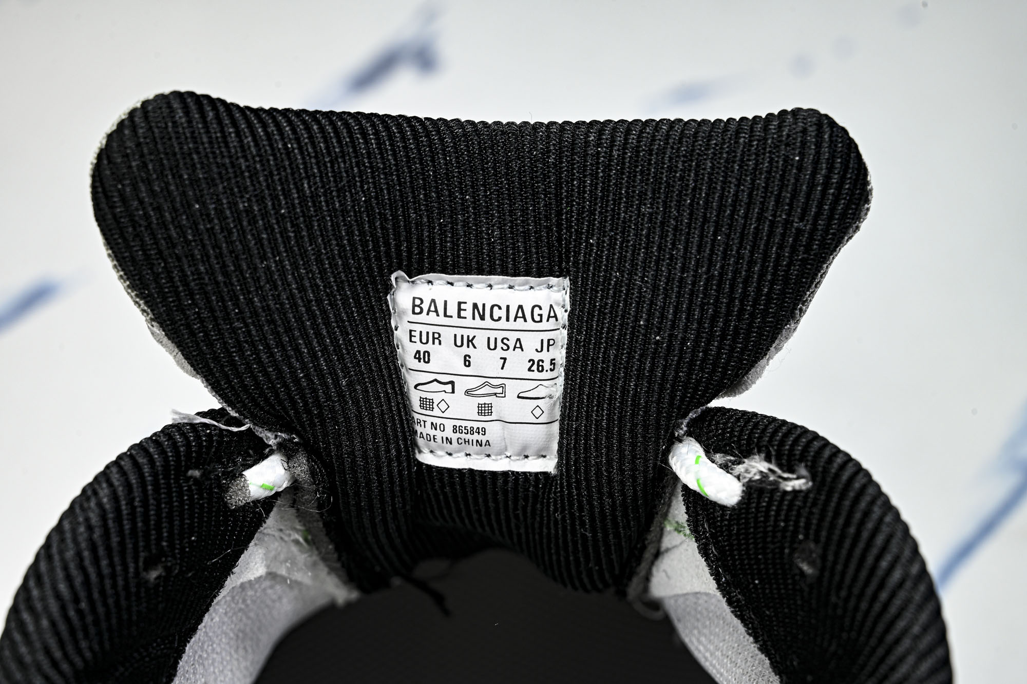 Balenciaga Triple S 2 Gradient Mesh 官方同步 巴黎世家 二十四代潮流