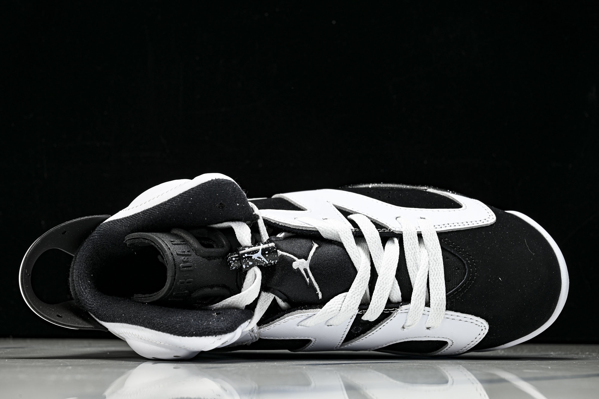 Air Jordan 6 Retro  White And Black  AJ6 乔6经典白黑CT852