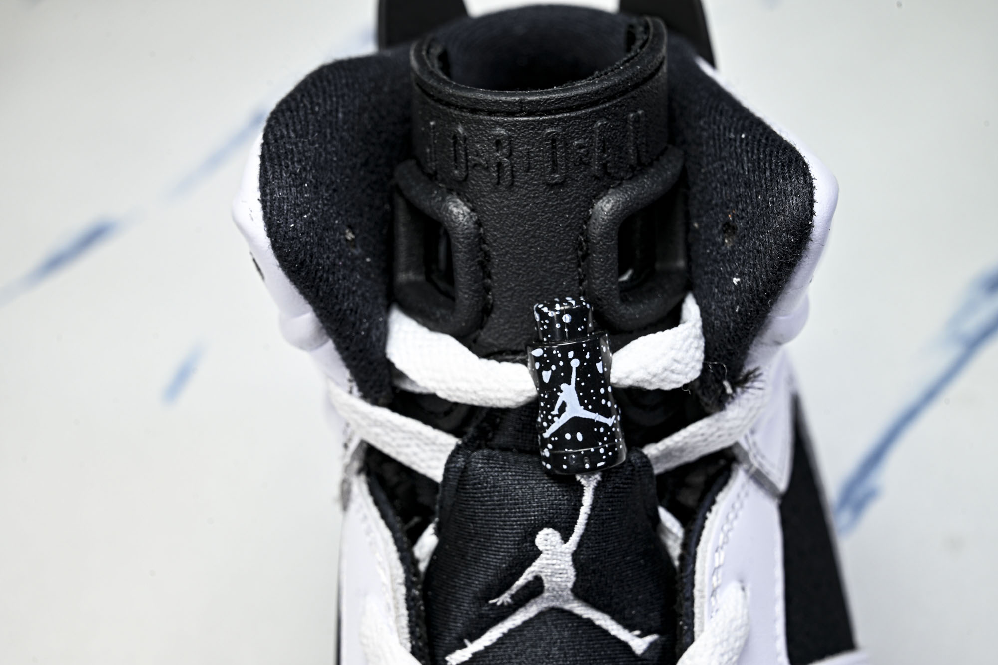 Air Jordan 6 Retro  White And Black  AJ6 乔6经典白黑CT852