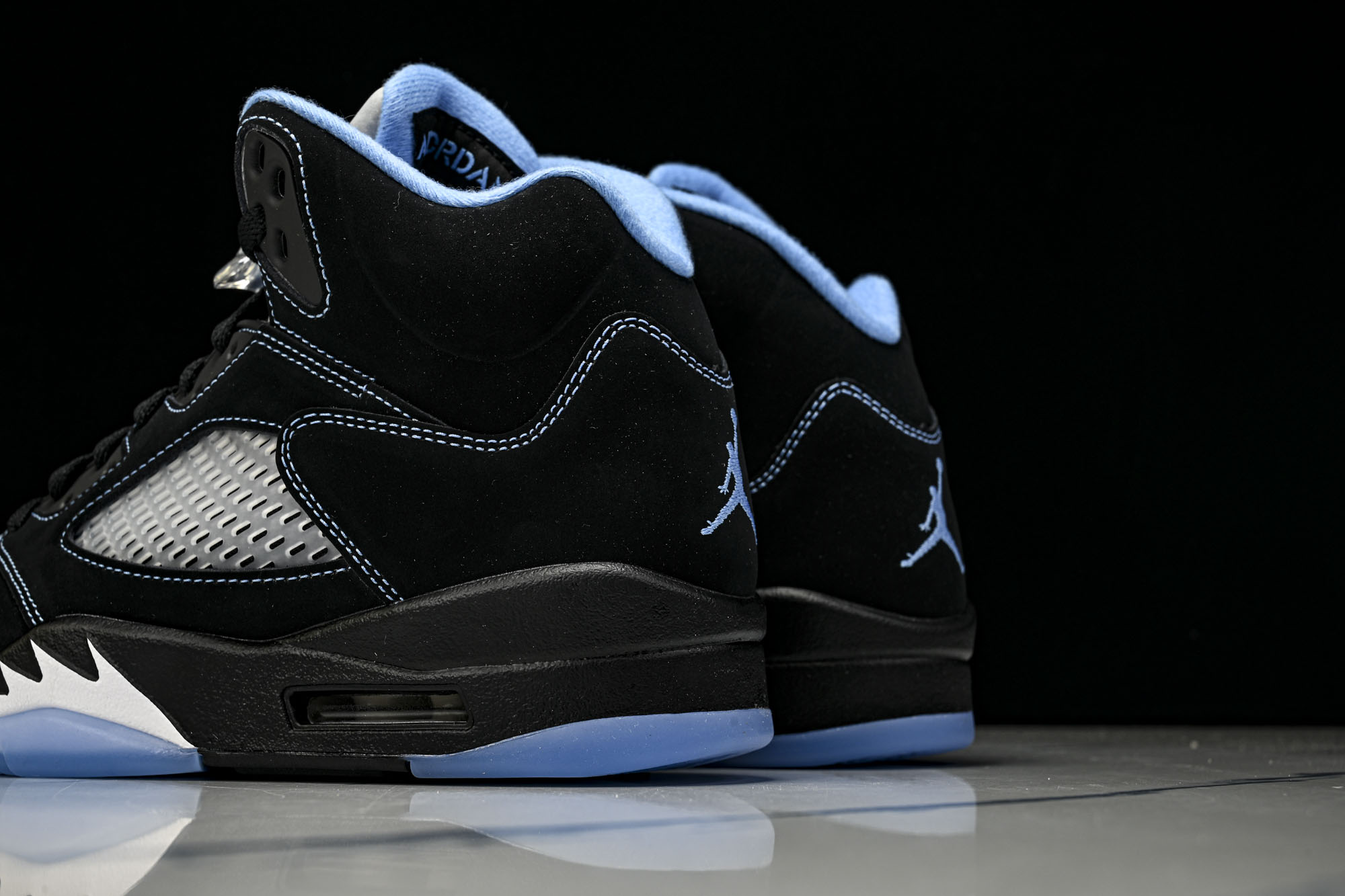 Air Jordan 5 Retro  Black University Blue  AJ5 乔5大学蓝
