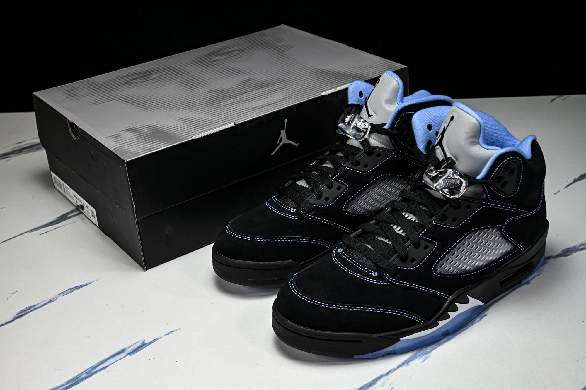 Air Jordan 5 Retro  Black University Blue  AJ5 乔5大学蓝