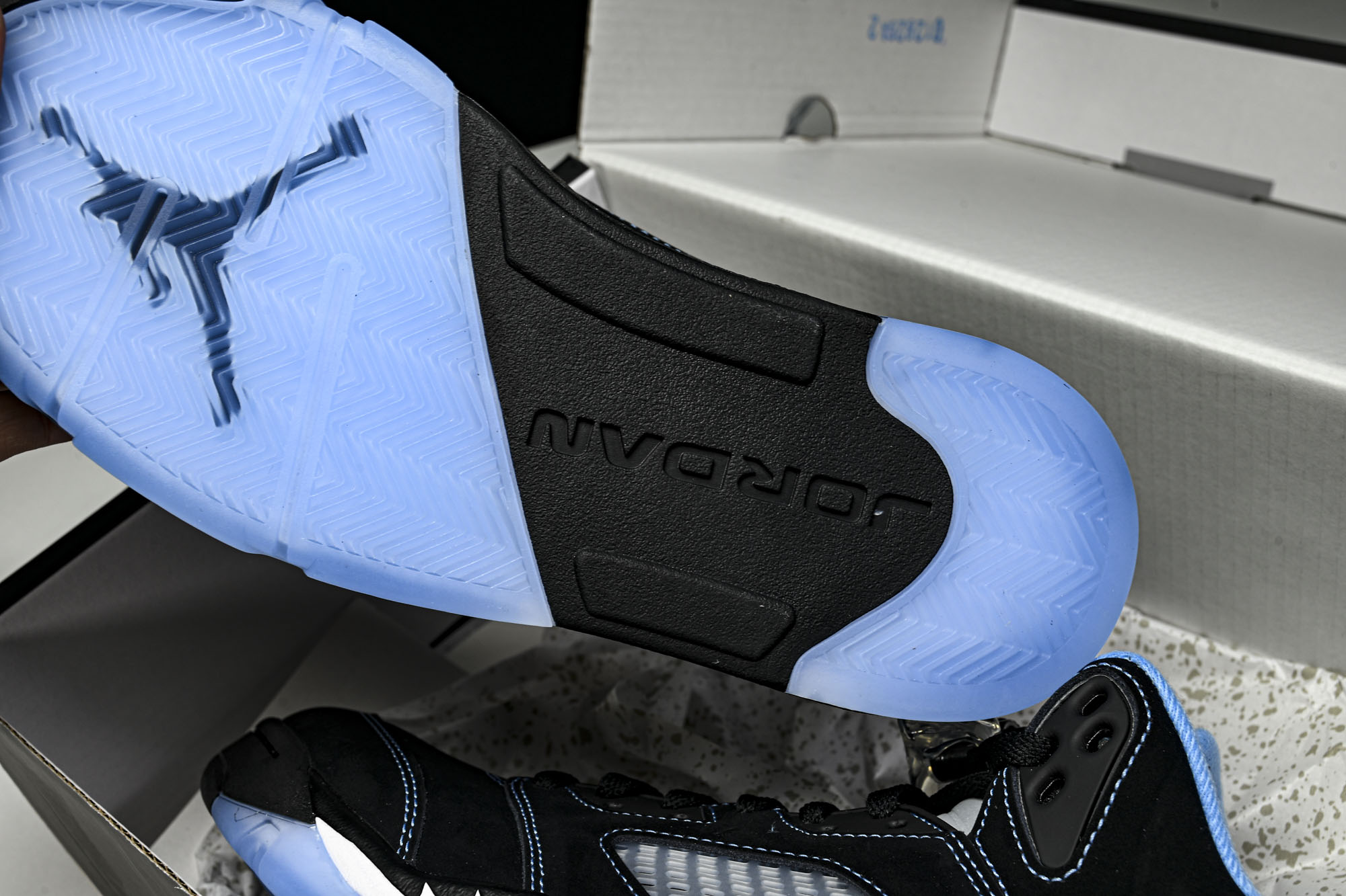 Air Jordan 5 Retro  Black University Blue  AJ5 乔5大学蓝