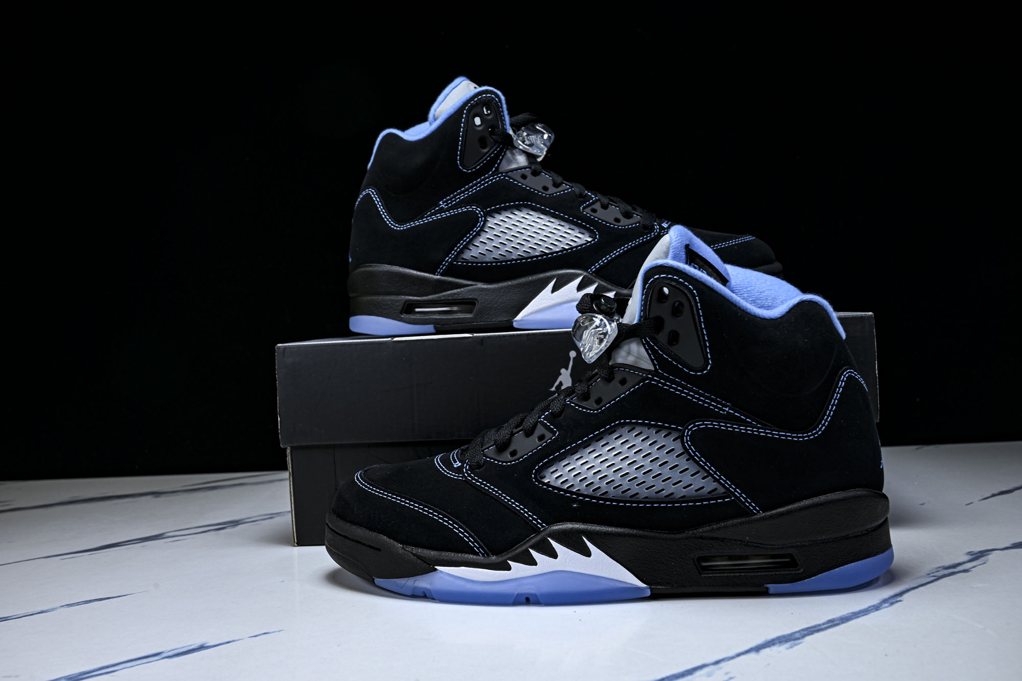 Air Jordan 5 Retro  Black University Blue  AJ5 乔5大学蓝