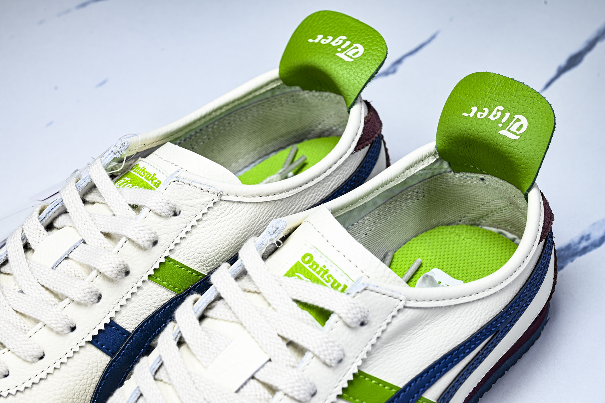 Onitsuka Tiger鬼塚虎MEXICO 66 SD VIN男女款休闲德训鞋1183A201-11