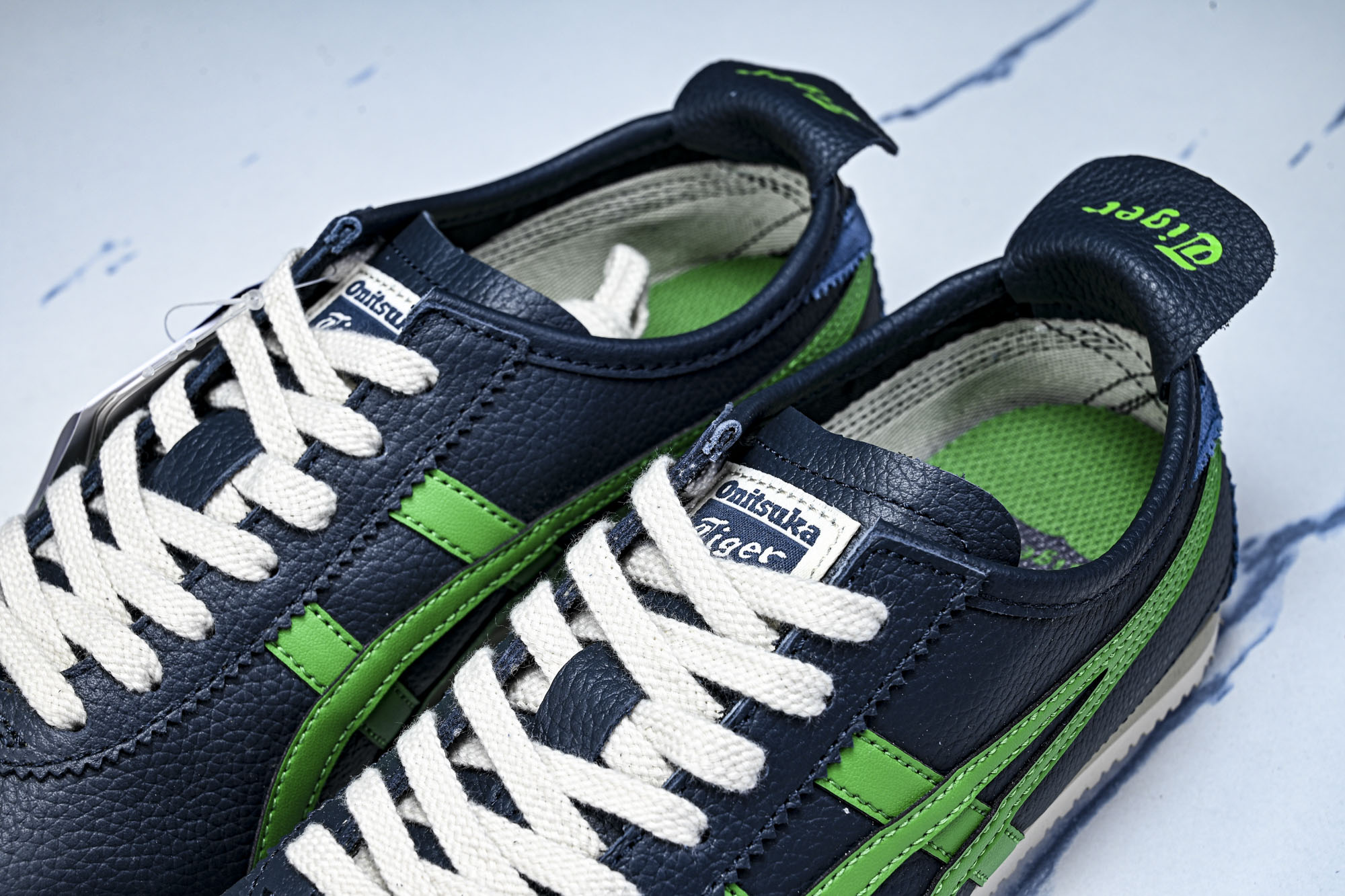 Onitsuka Tiger鬼塚虎MEXICO 66 SD VIN男女款休闲德训鞋1183A201-40
