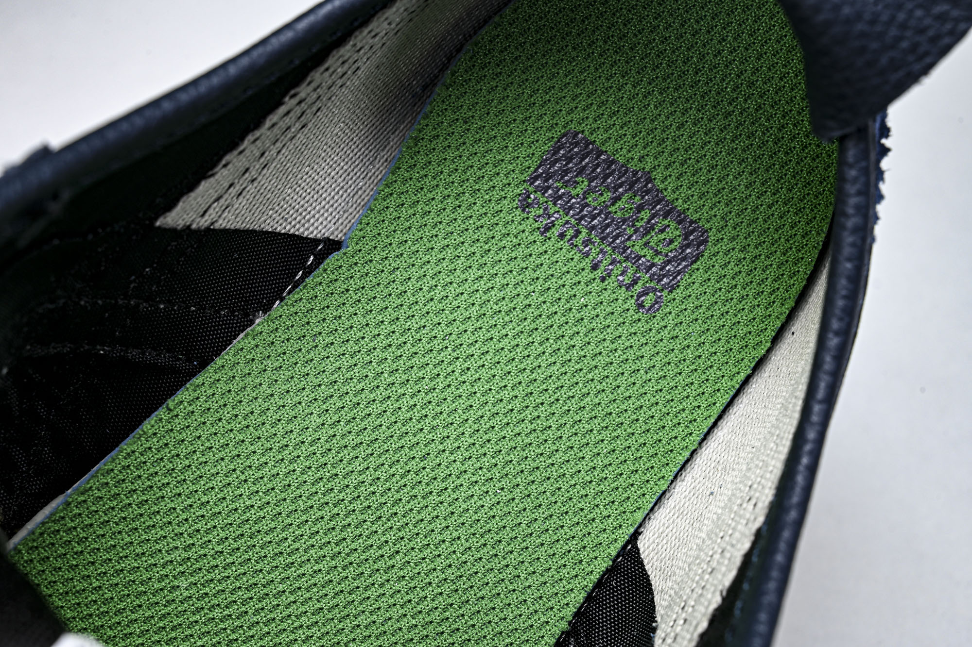 Onitsuka Tiger鬼塚虎MEXICO 66 SD VIN男女款休闲德训鞋1183A201-40