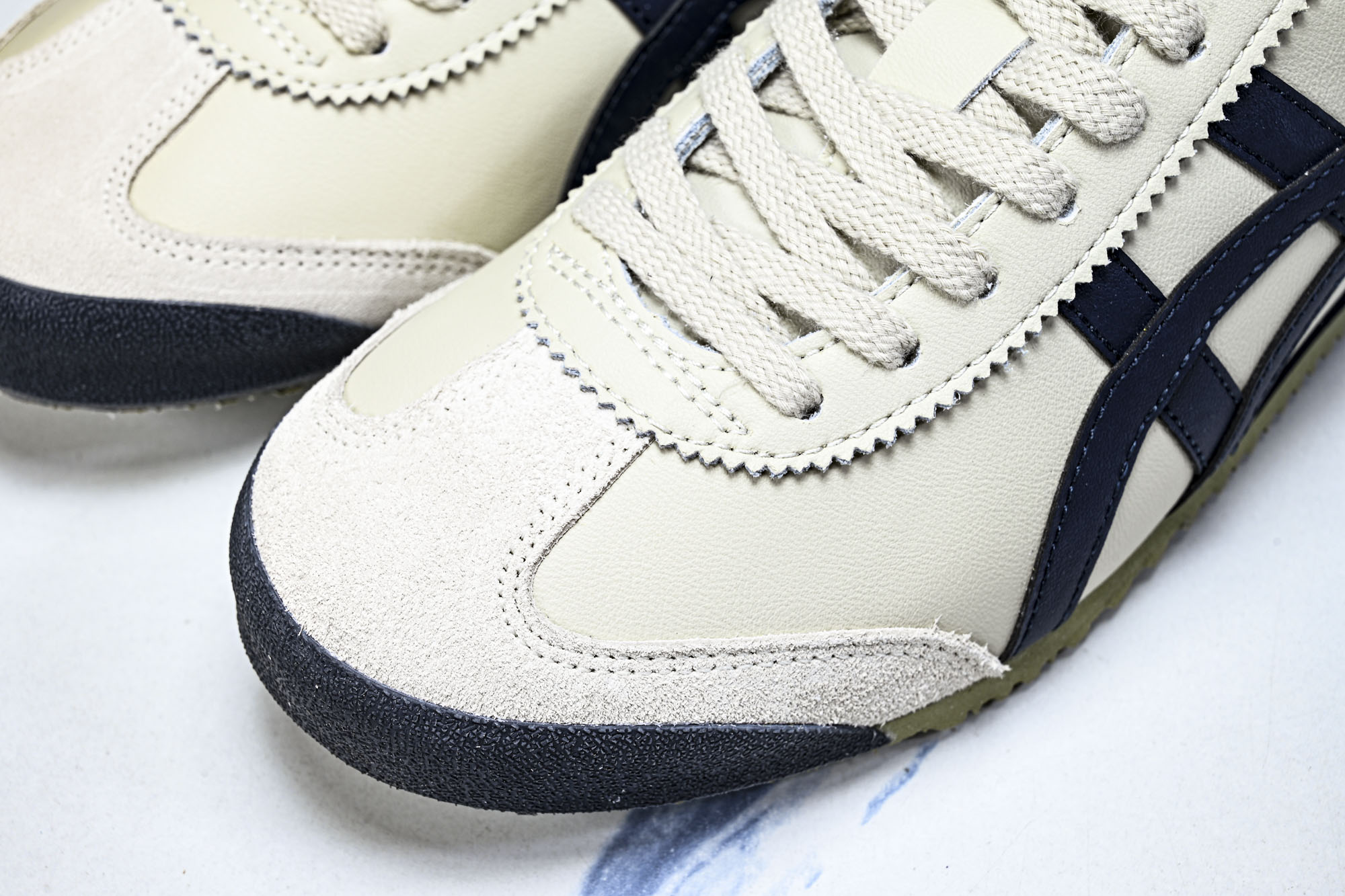 Onitsuka Tiger鬼塚虎MEXICO 66 SD VIN男女款休闲德训鞋1183C102-20