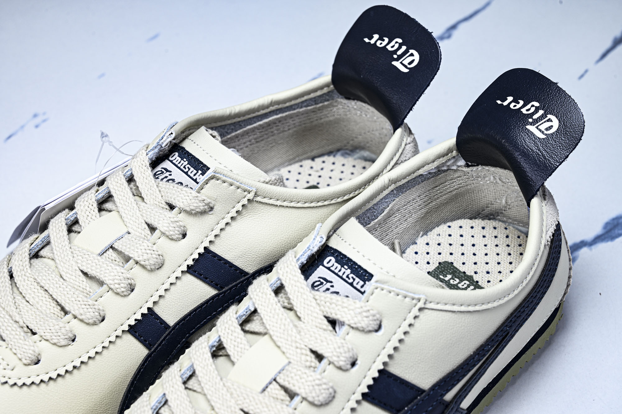 Onitsuka Tiger鬼塚虎MEXICO 66 SD VIN男女款休闲德训鞋1183C102-20