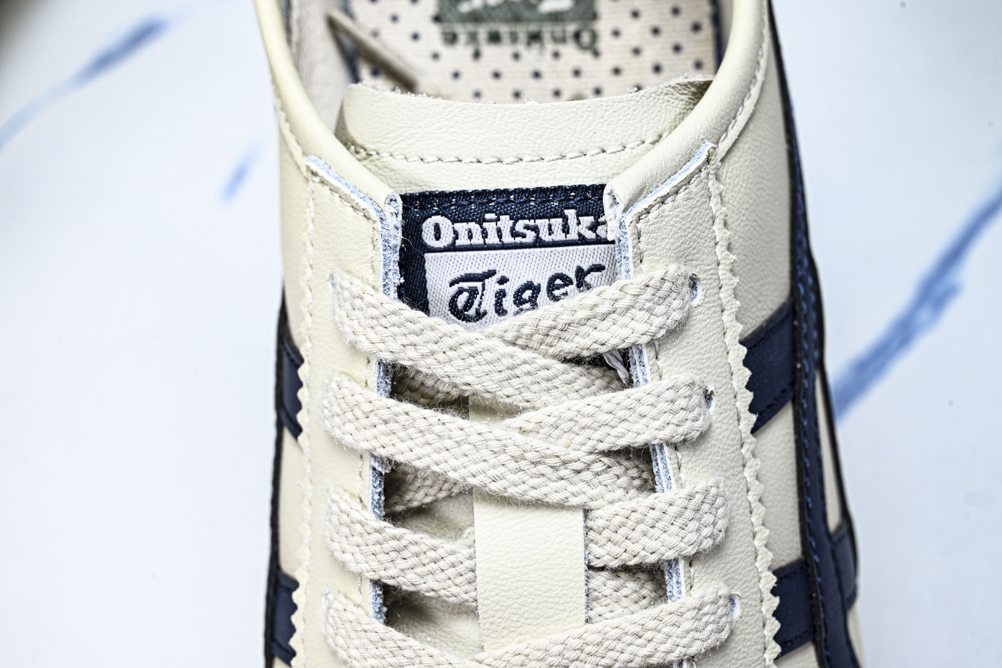 Onitsuka Tiger鬼塚虎MEXICO 66 SD VIN男女款休闲德训鞋1183C102-20