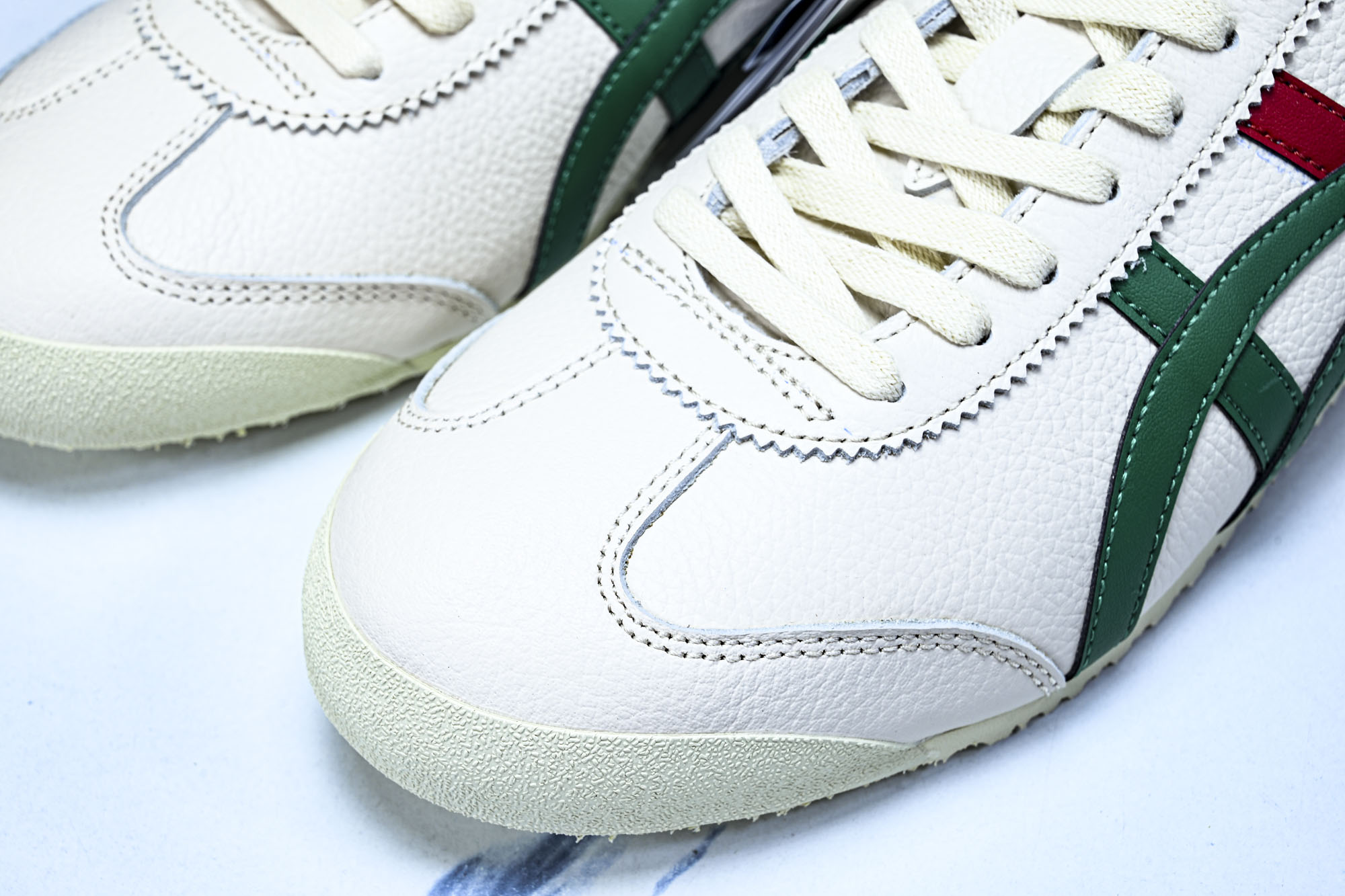 Onitsuka Tiger鬼塚虎MEXICO 66 SD VIN男女款休闲德训鞋1183C102-20