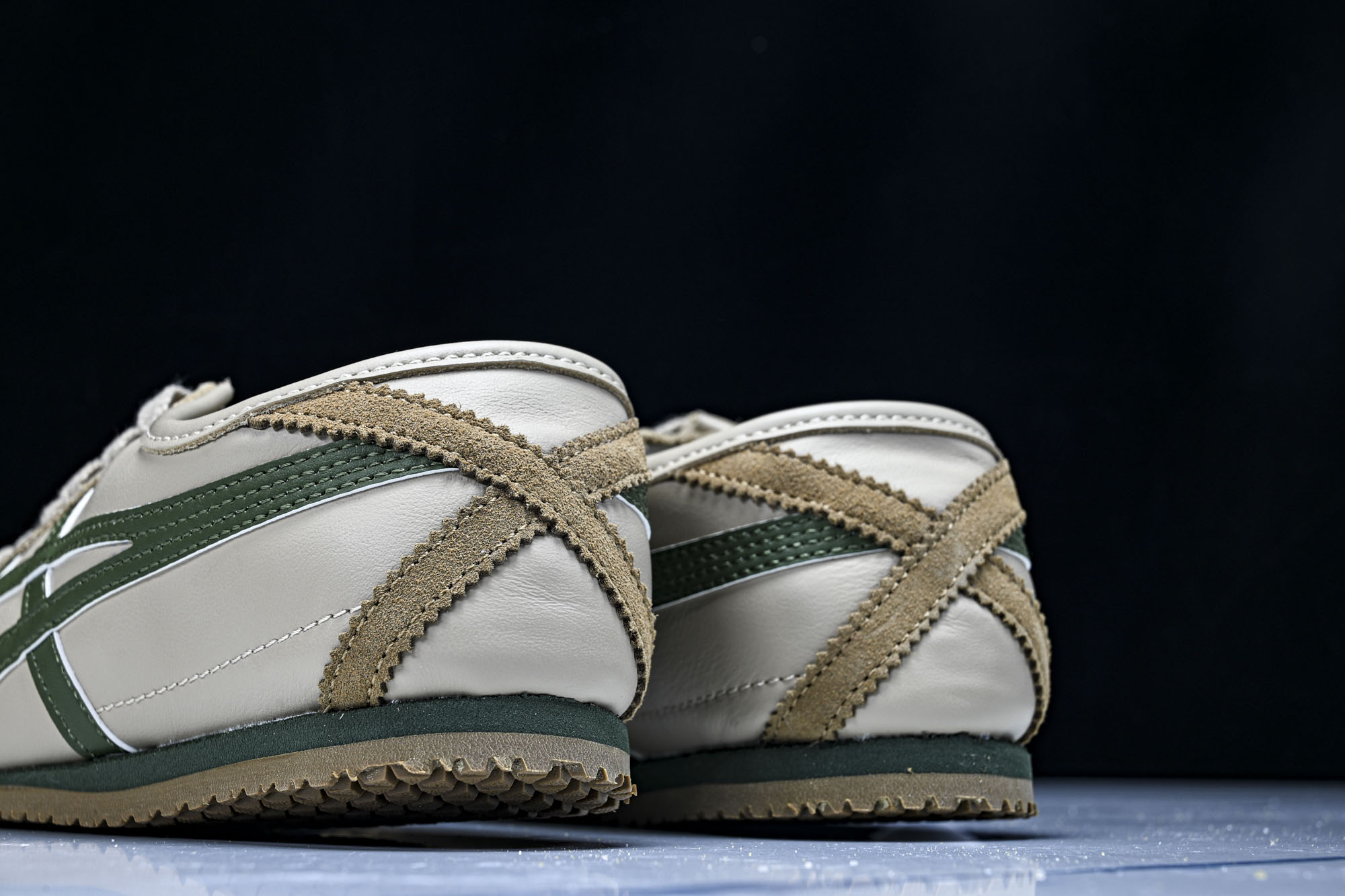 Onitsuka Tiger鬼塚虎MEXICO 66 SD VIN男女款休闲德训鞋1183C102-25