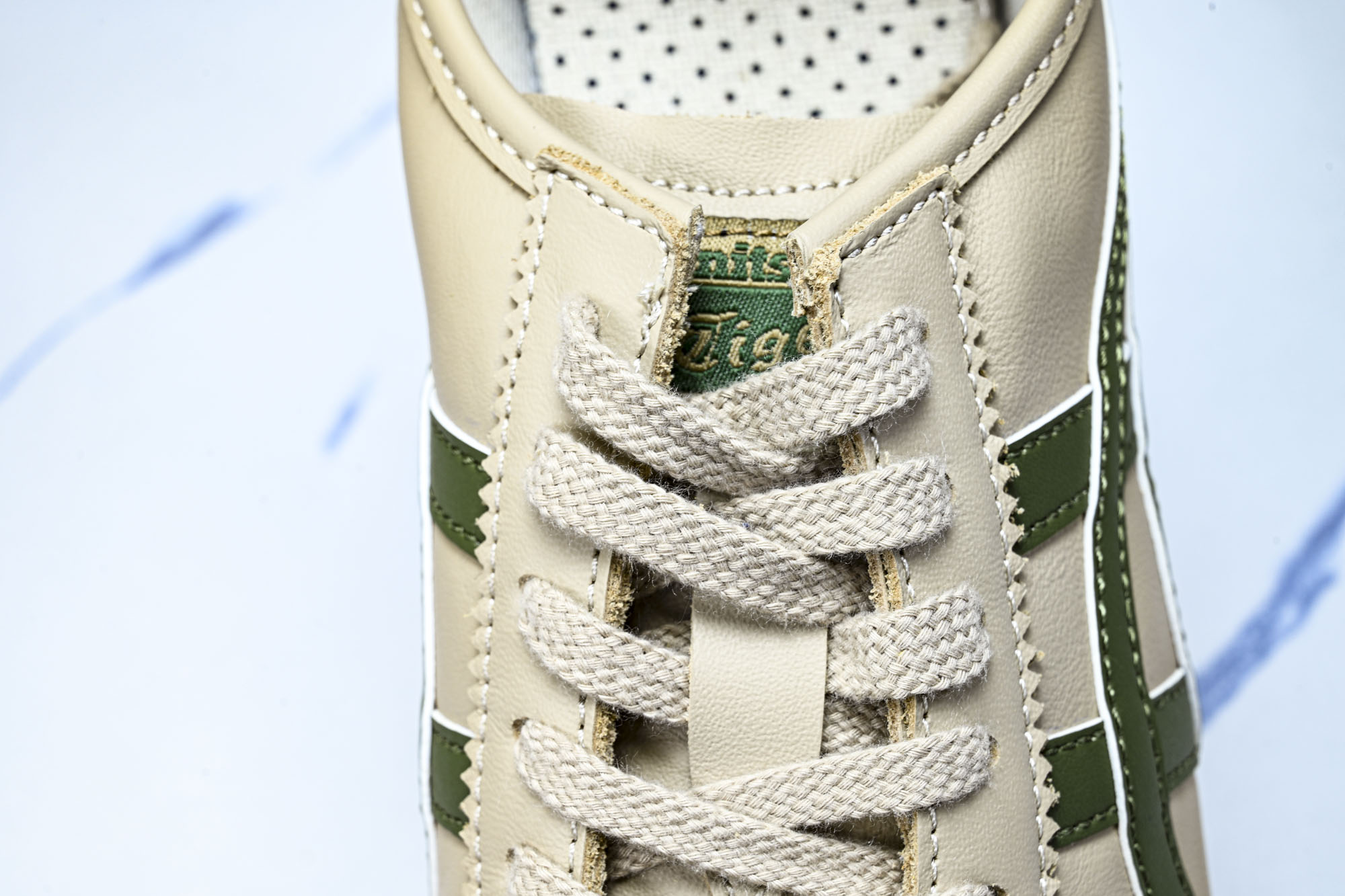 Onitsuka Tiger鬼塚虎MEXICO 66 SD VIN男女款休闲德训鞋1183C102-25