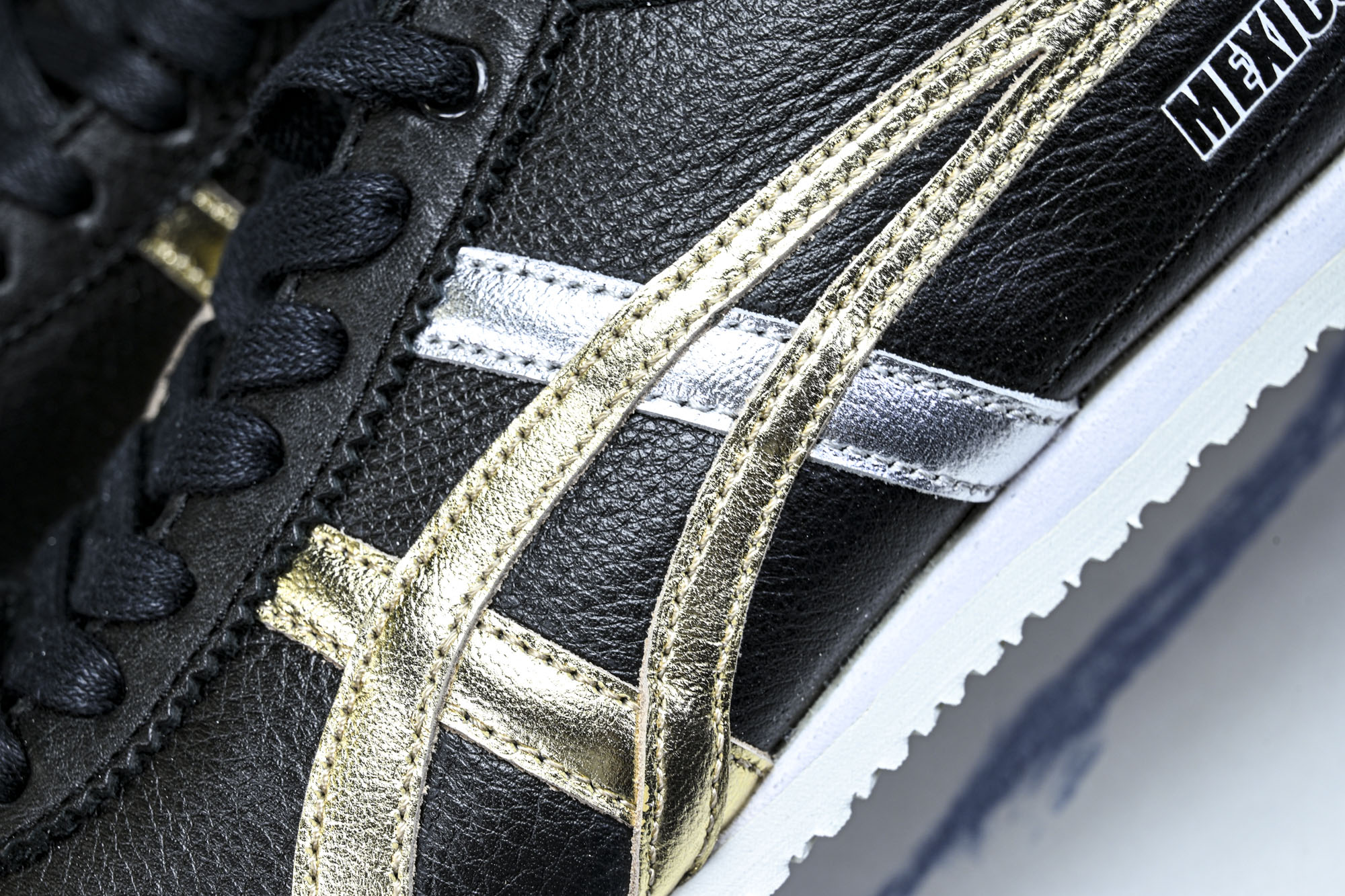 Onitsuka Tiger鬼塚虎MEXICO 66 SD VIN男女款休闲德训鞋D5V2L-9094 