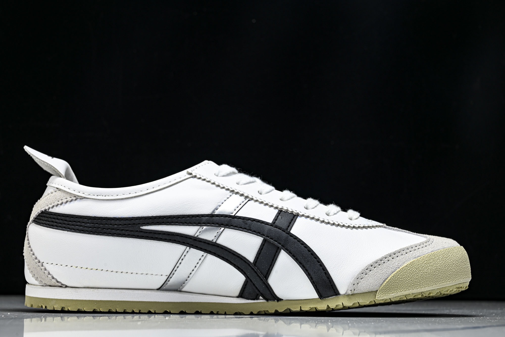 Onitsuka Tiger鬼塚虎MEXICO 66 SD VIN男女款休闲德训鞋DL408-0190 