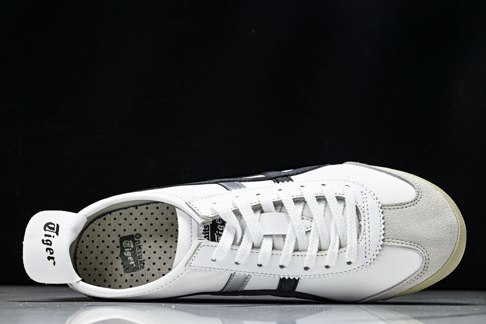 Onitsuka Tiger鬼塚虎MEXICO 66 SD VIN男女款休闲德训鞋DL408-0190 
