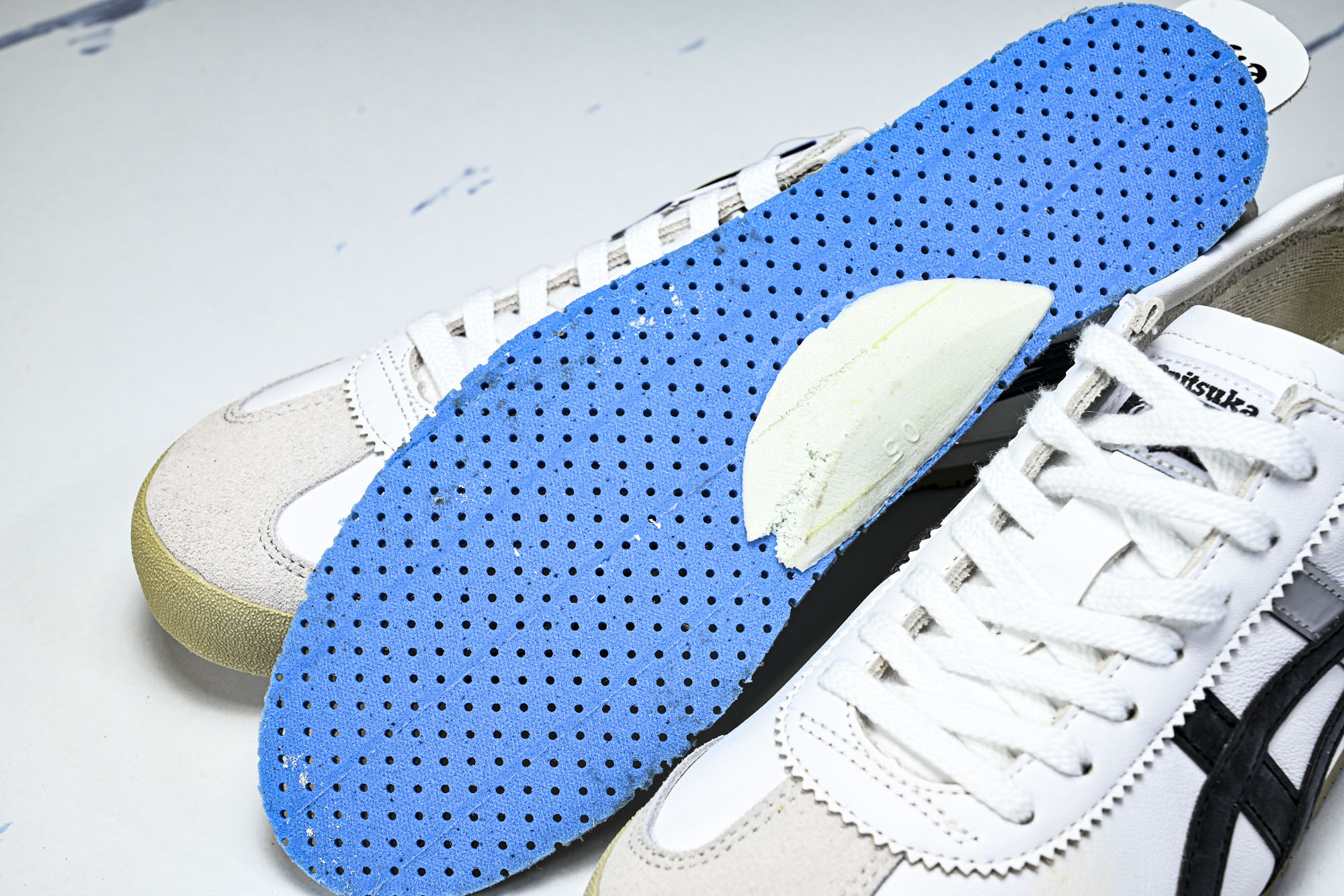 Onitsuka Tiger鬼塚虎MEXICO 66 SD VIN男女款休闲德训鞋DL408-0190 