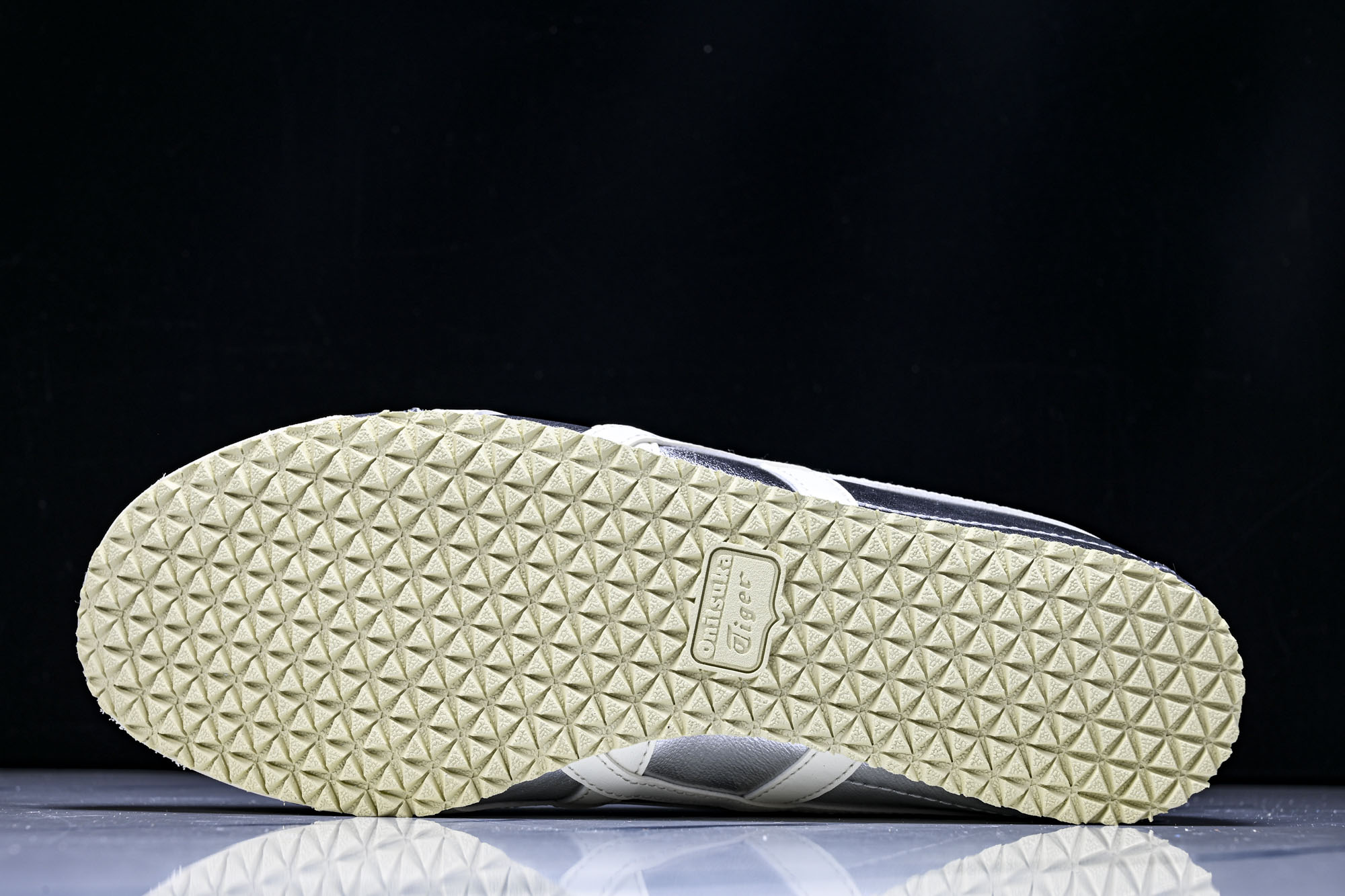Onitsuka Tiger鬼塚虎MEXICO 66 SD VIN男女款休闲德训鞋THL7C2-9399