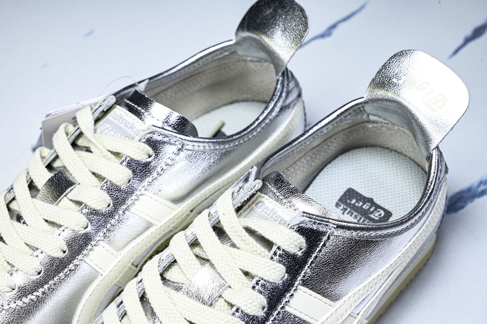 Onitsuka Tiger鬼塚虎MEXICO 66 SD VIN男女款休闲德训鞋THL7C2-9399