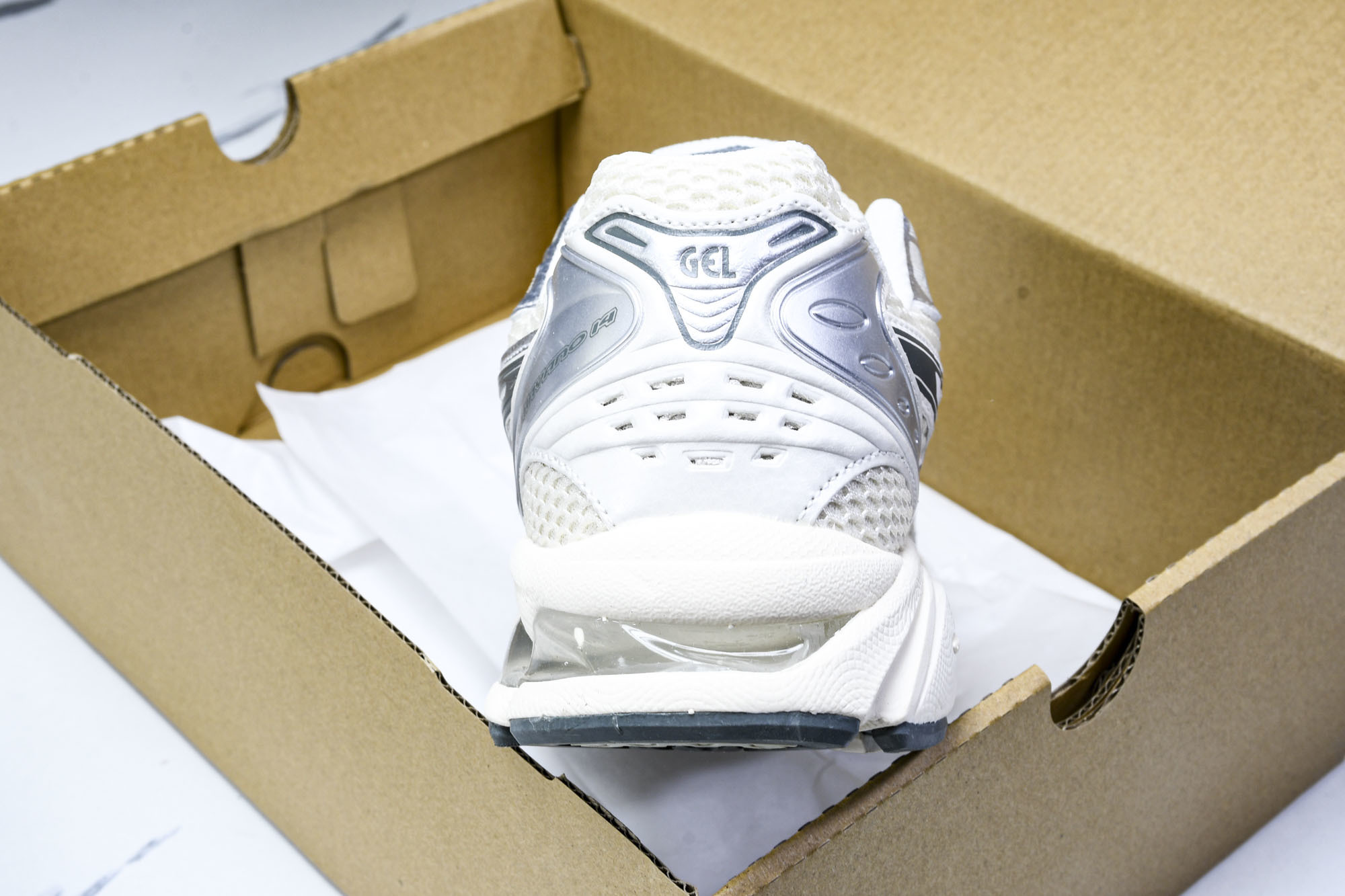 Asics Gel-Kayano 14 亚瑟士运动休闲透气专业跑鞋 1201A019-200 #YZ00
