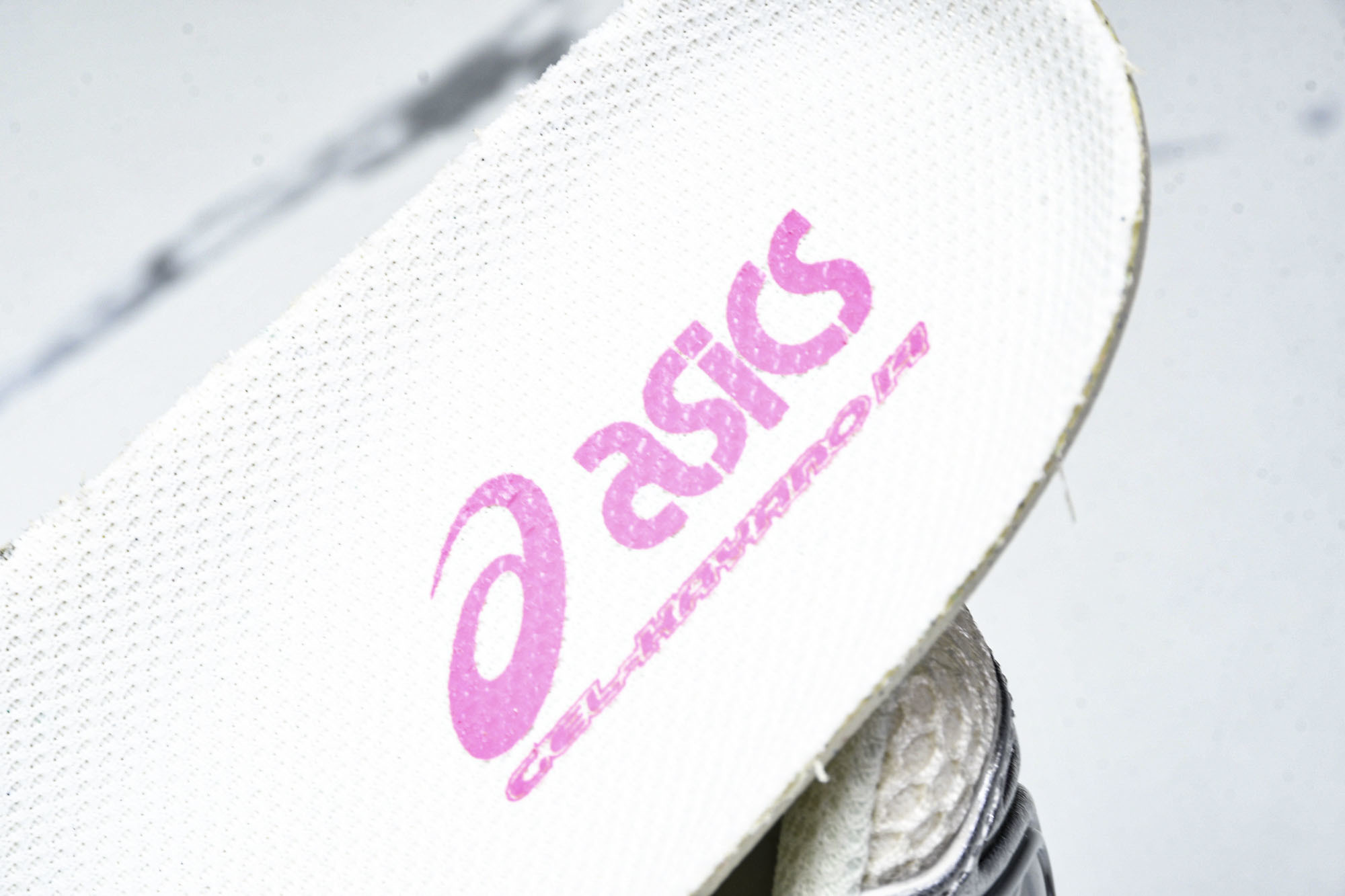 Asics Gel-Kayano 14 亚瑟士运动休闲透气专业跑鞋 1203A537-103  #YZ0