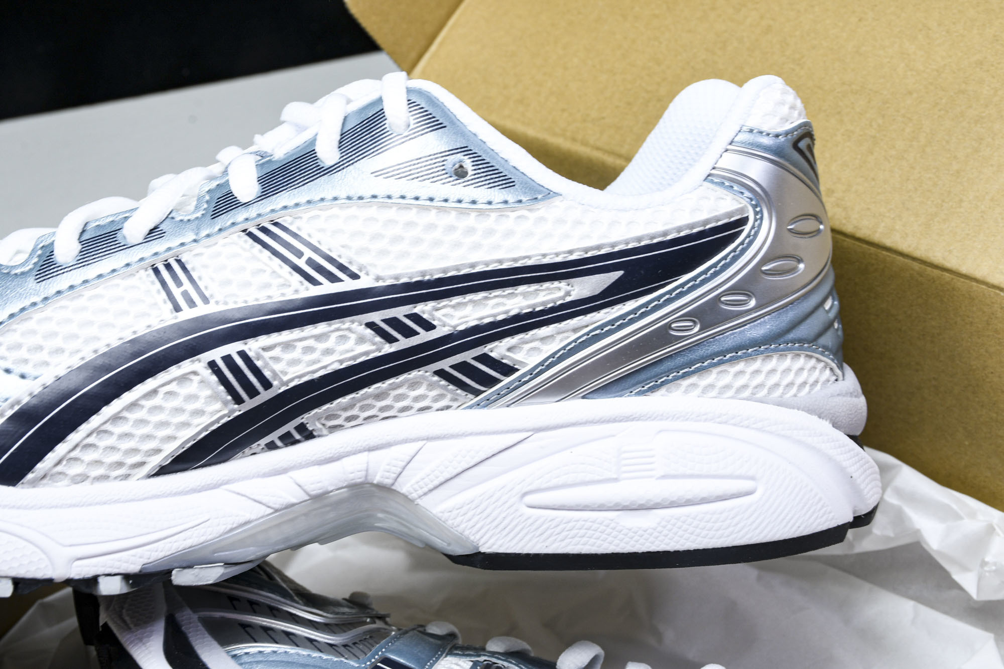 Asics Gel-Kayano 14 亚瑟士运动休闲透气专业跑鞋 1203A537-106  #YZ0